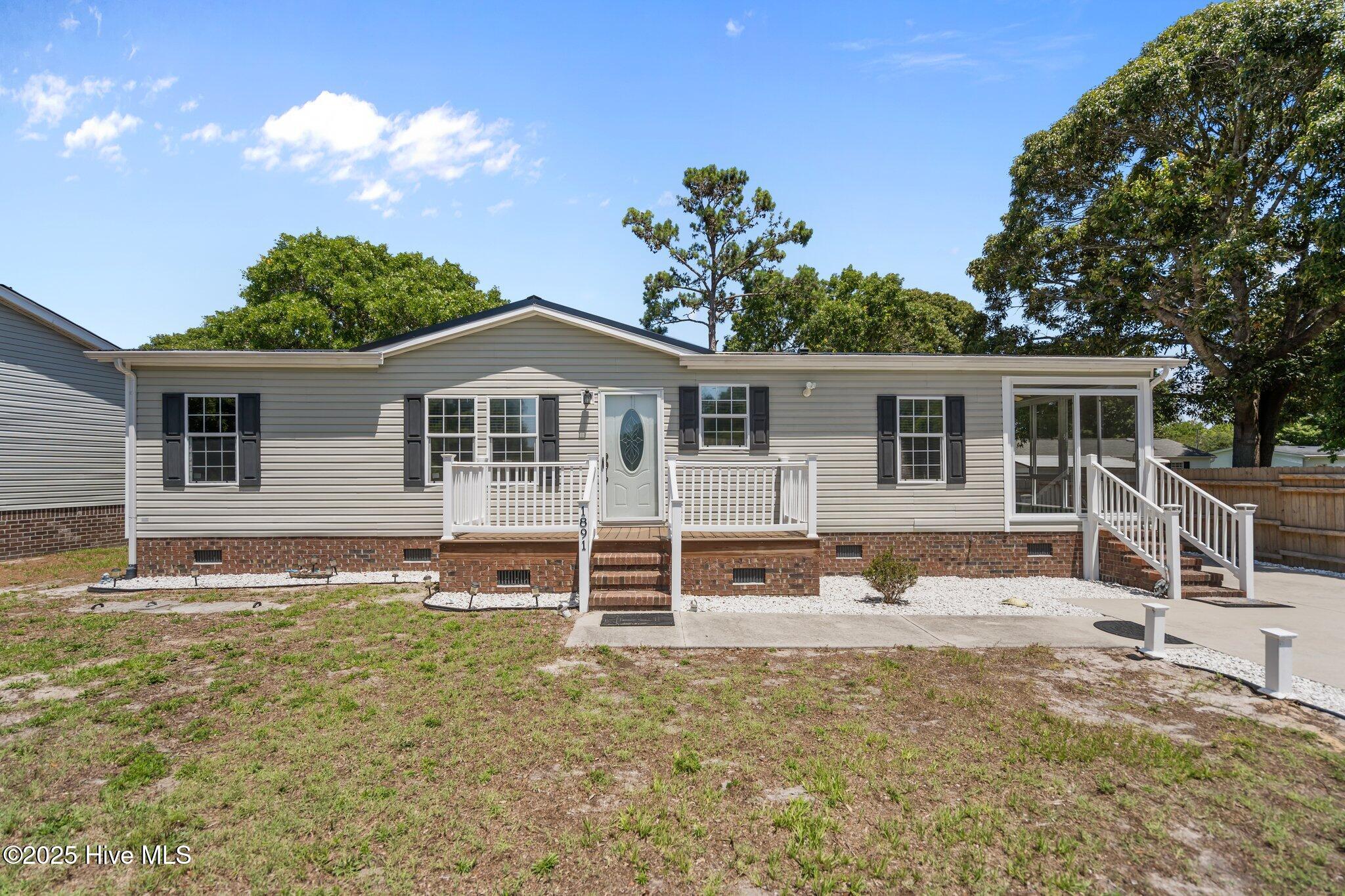 1891 Oxpen Road Property Photo 1