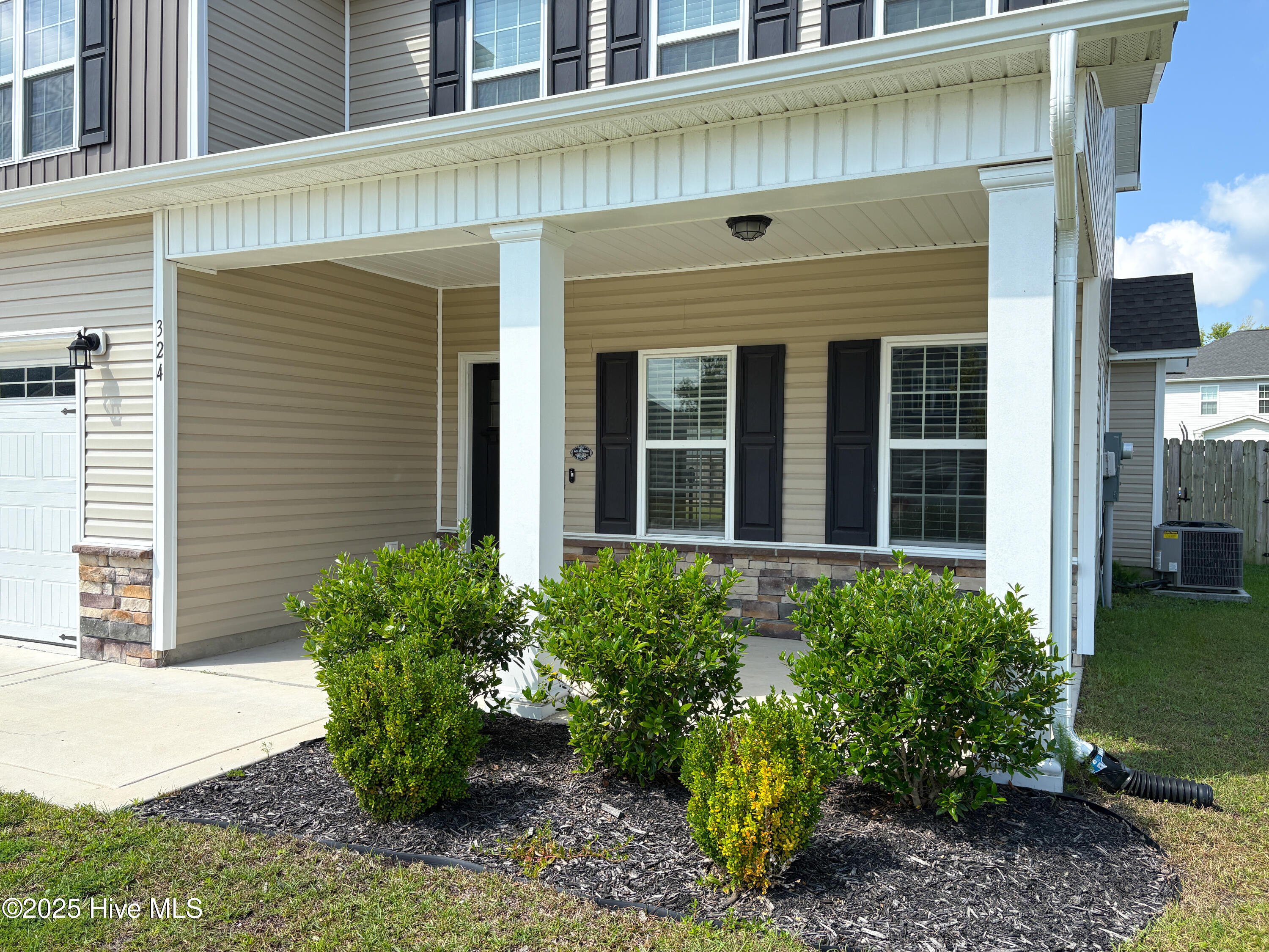 324 Windmill Light Way Property Photo 4