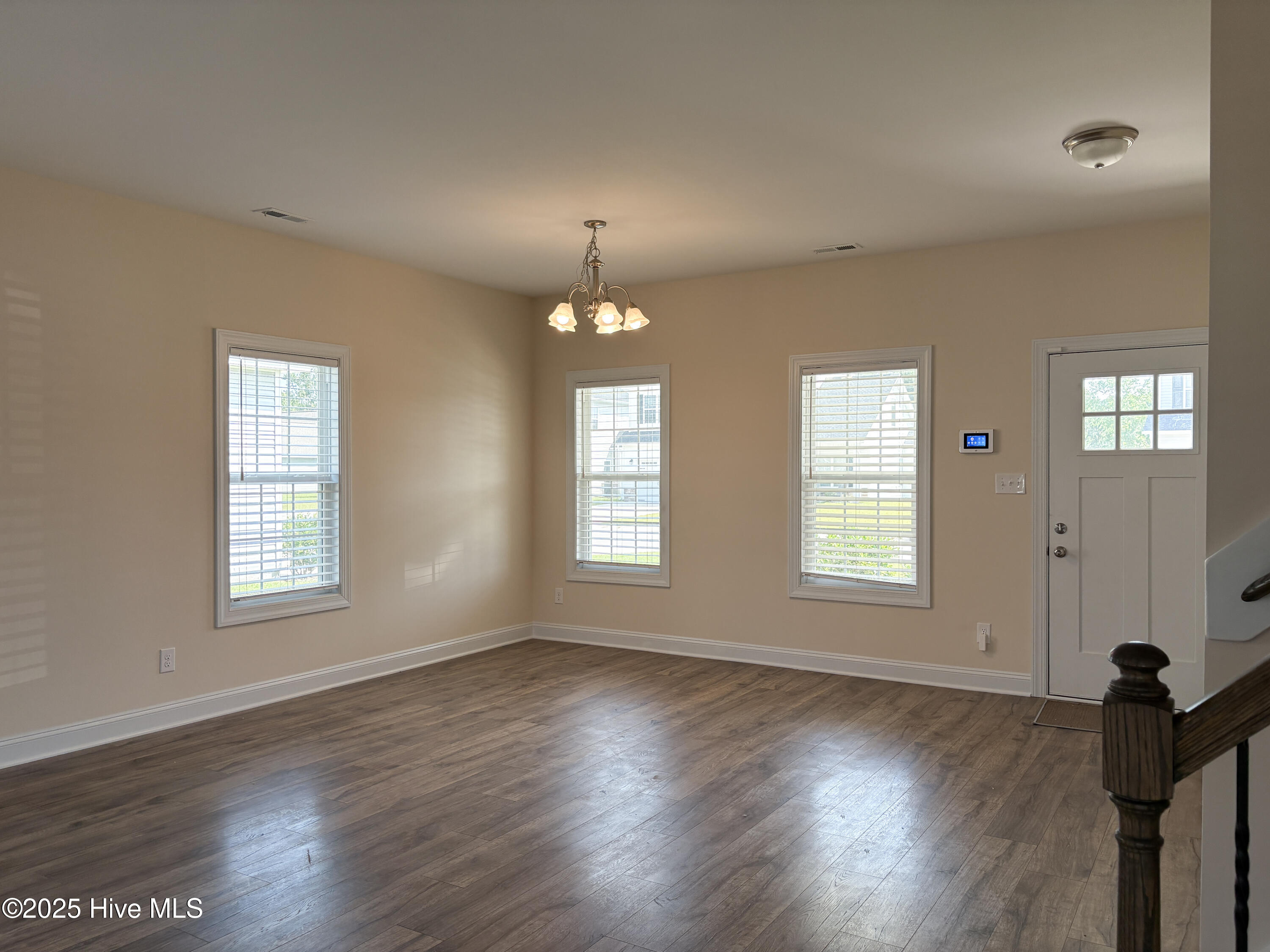 324 Windmill Light Way Property Photo 12