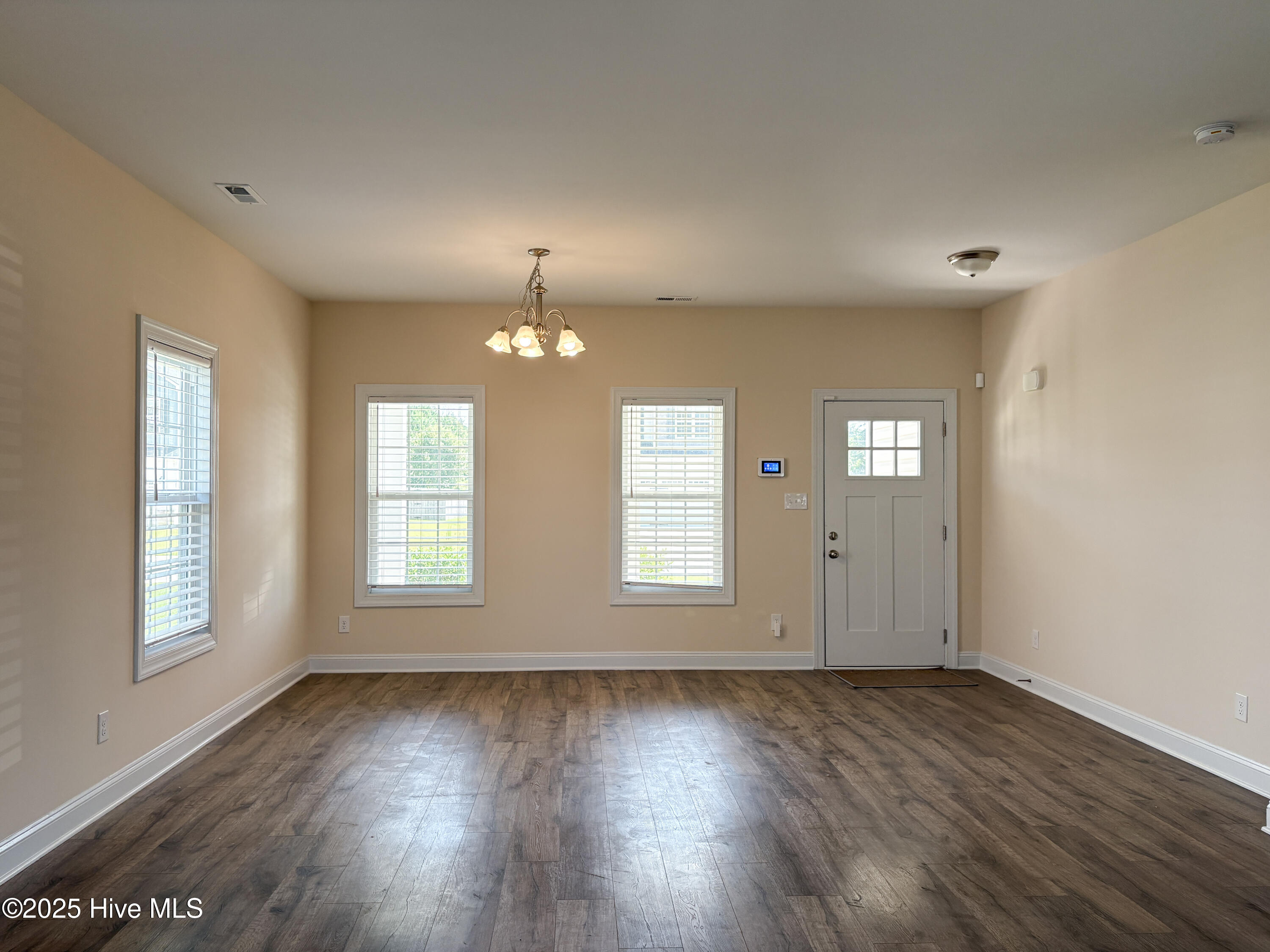324 Windmill Light Way Property Photo 13