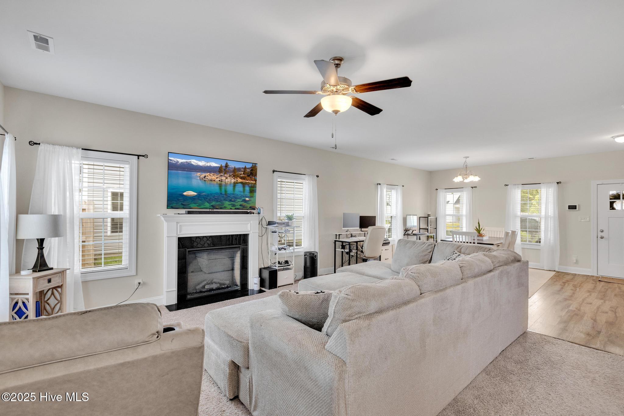 324 Windmill Light Way Property Photo 23