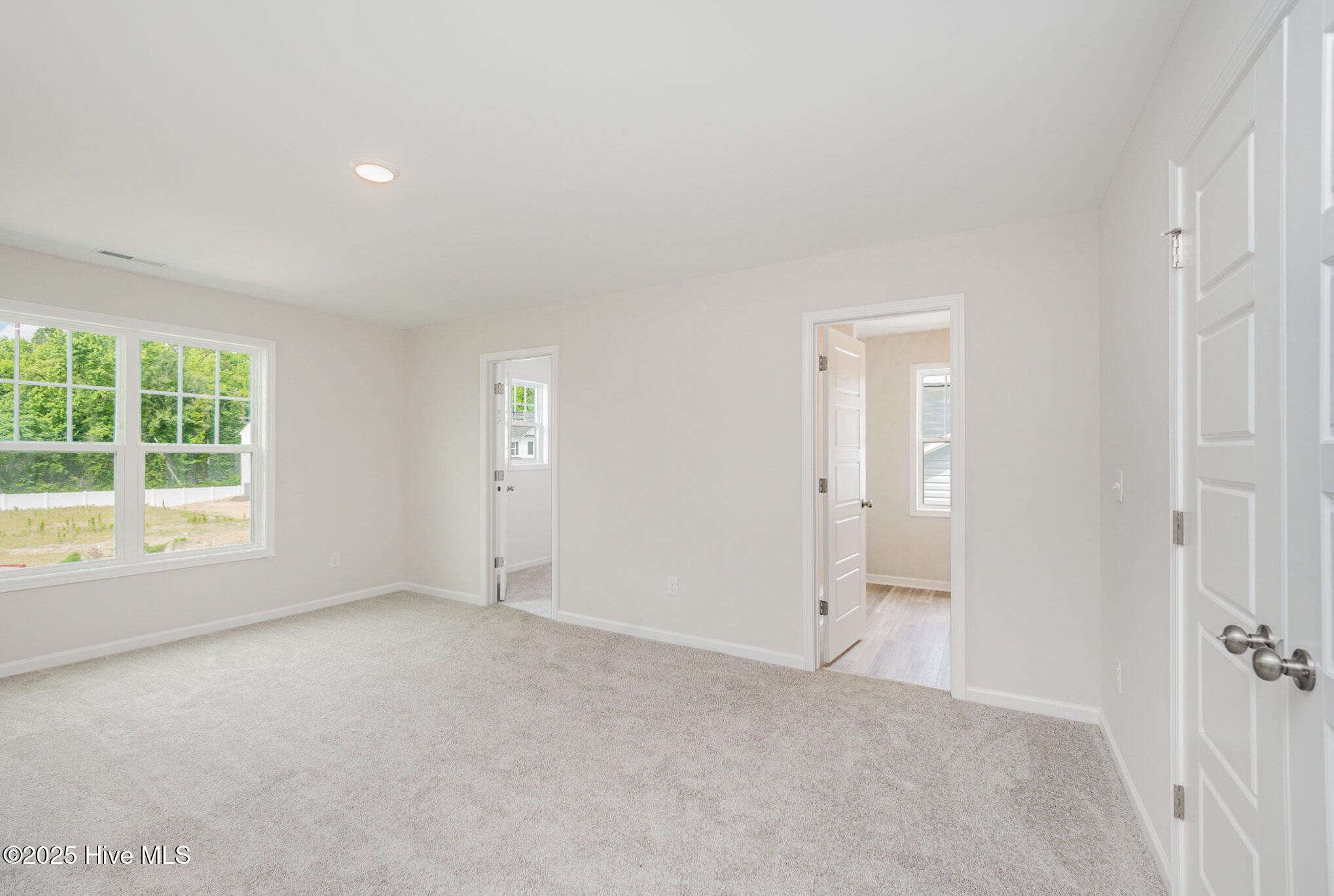 58 W Emily Gardens Drive Property Photo 17
