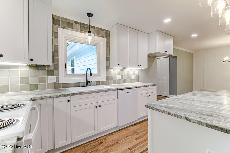 369 Toulon Drive Property Photo 16