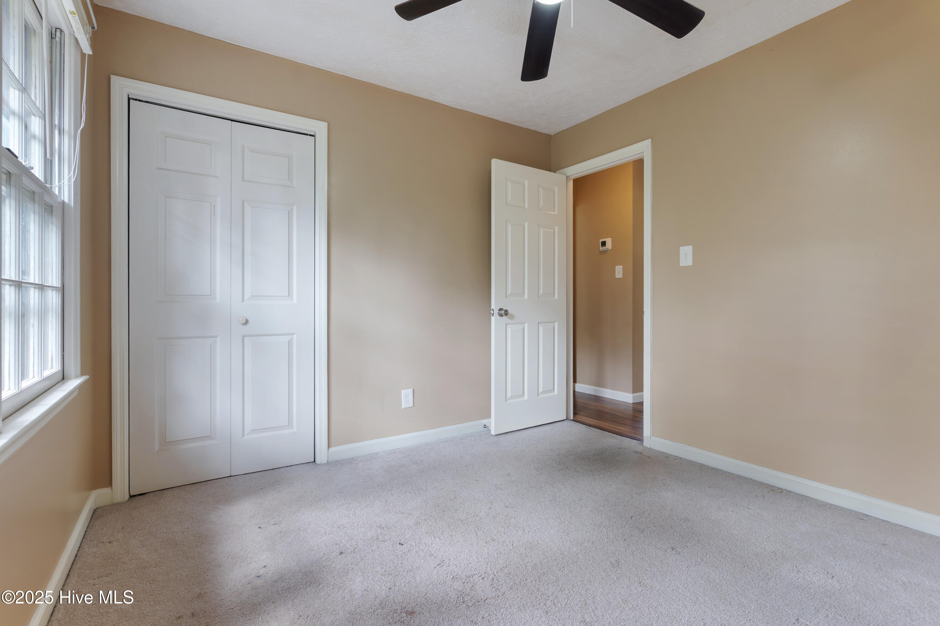 1612 Hennessy Place Property Photo 24
