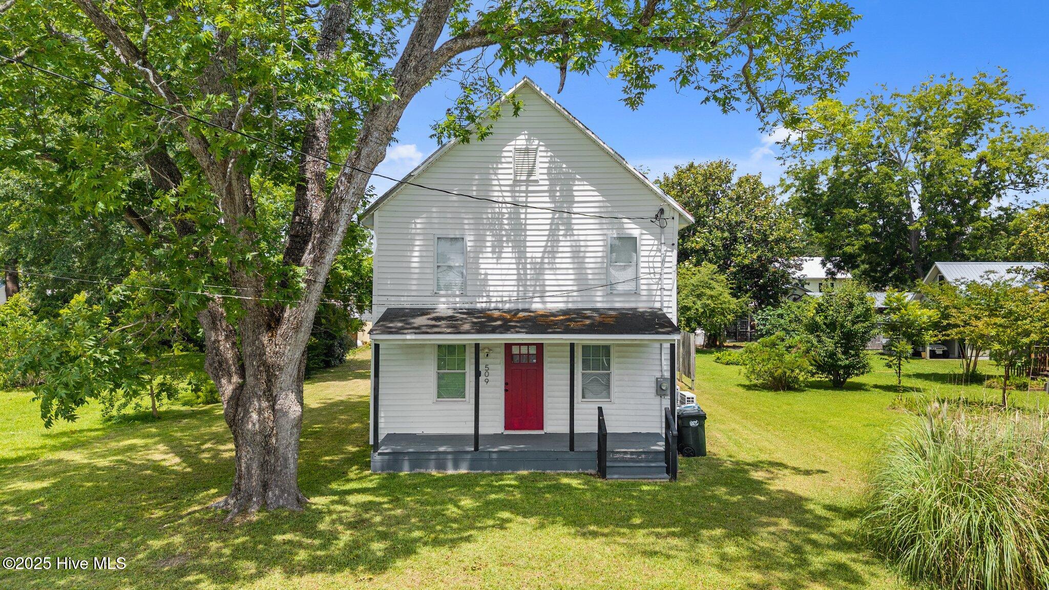 509 Academy Street Property Photo 1