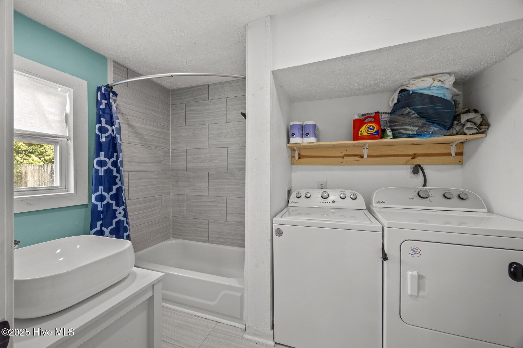 509 Academy Street Property Photo 13