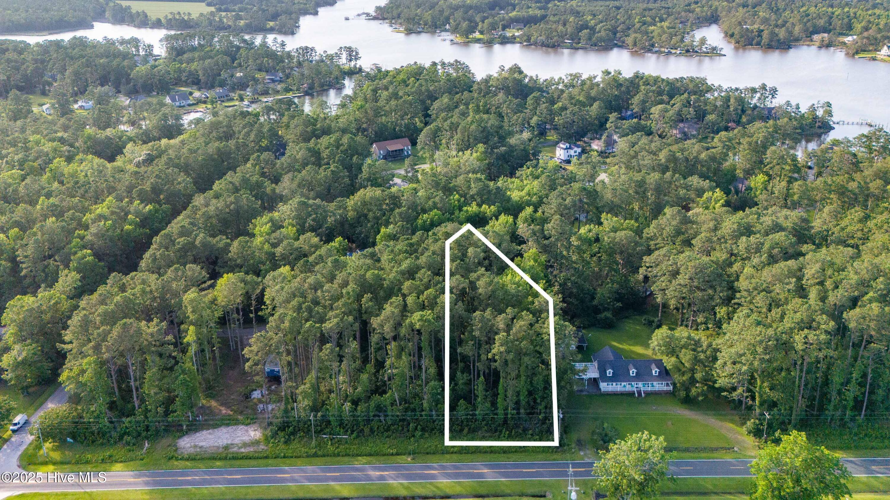 Lot 4 Fairwinds Drive Property Photo 1
