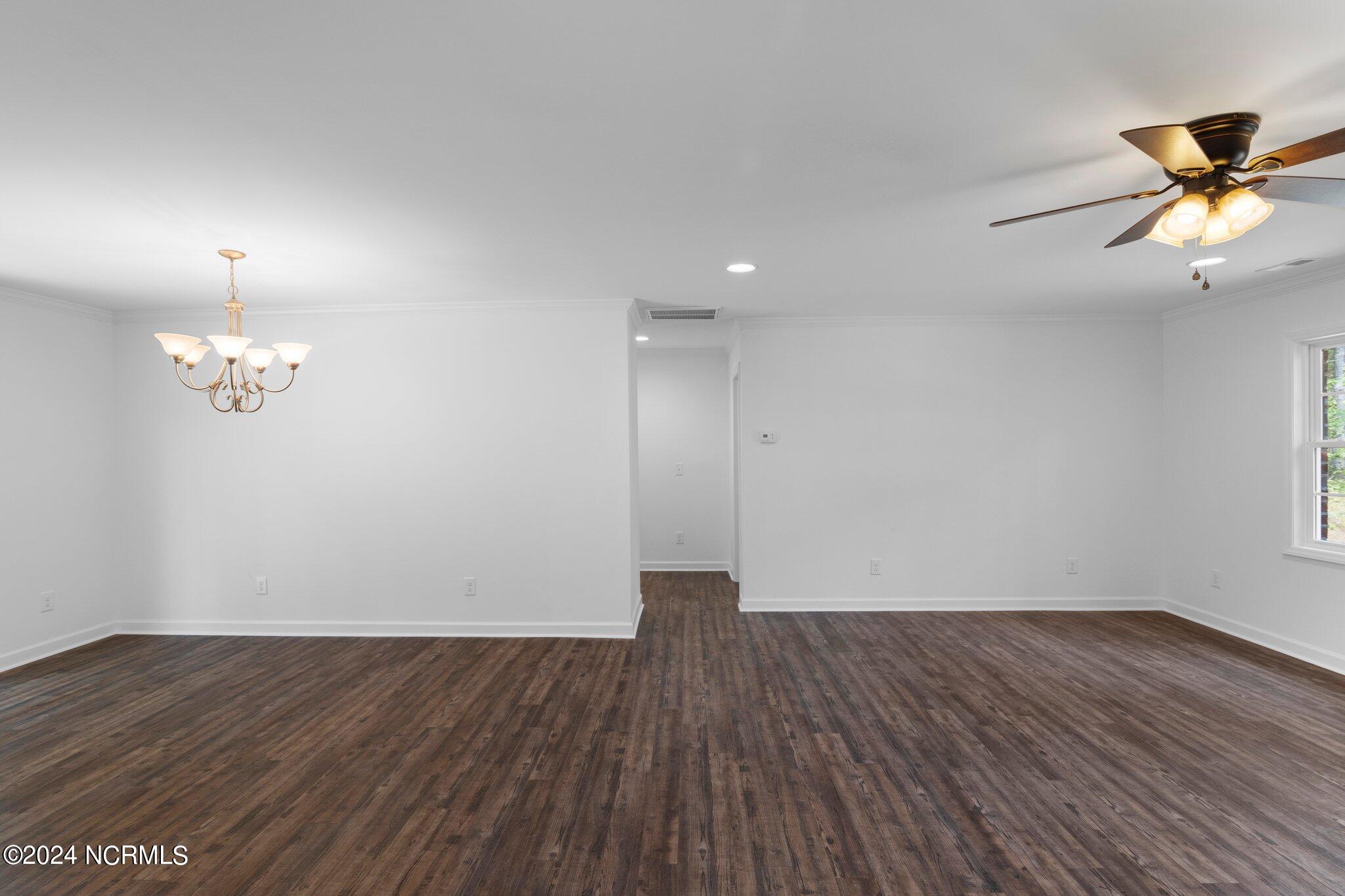 216 Coastal Drive Property Photo 13