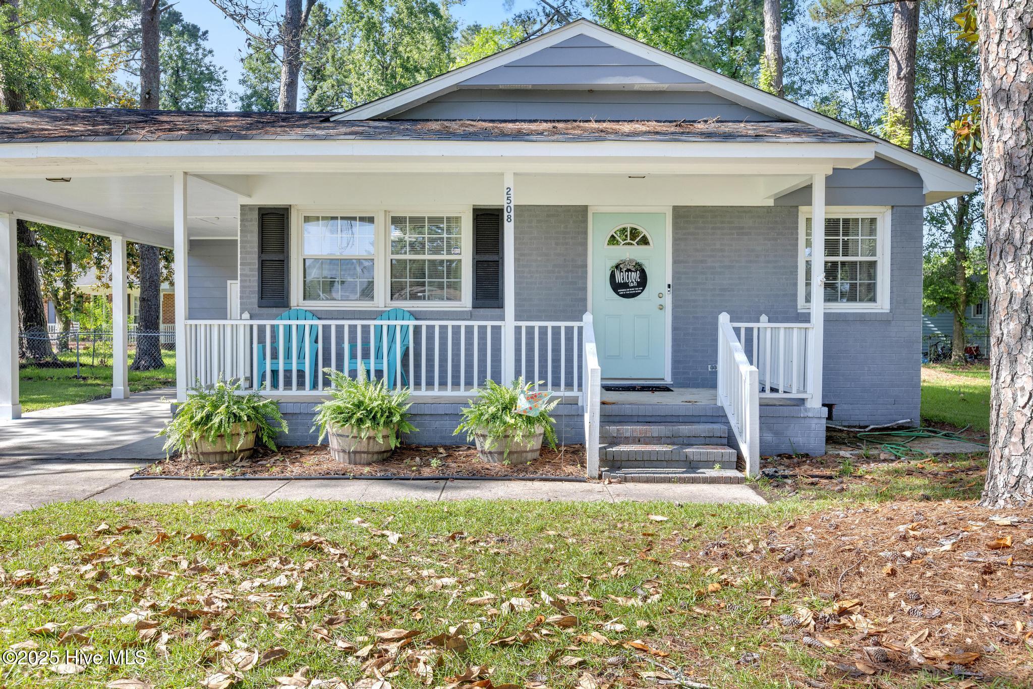 2508 Country Club Road Property Photo 1