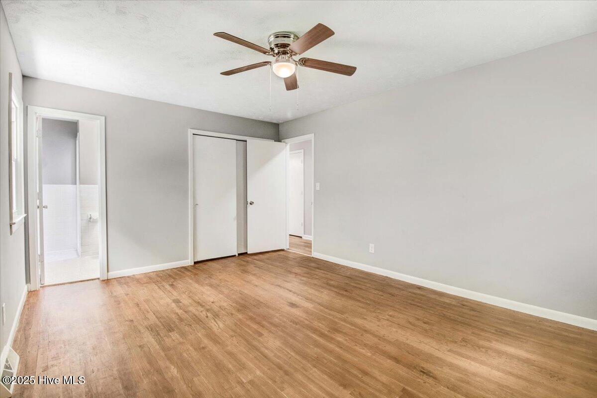 527 W College Street Property Photo 30