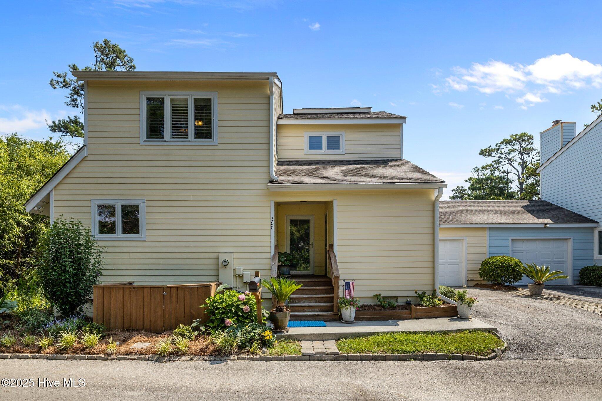 300 Mcginnis Drive Property Photo 1