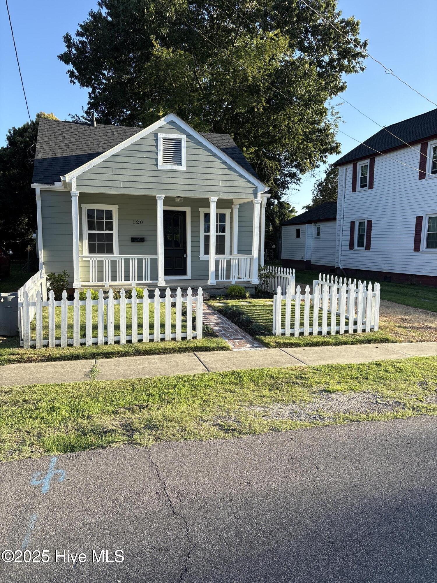 120 E Carteret Street Property Photo 1