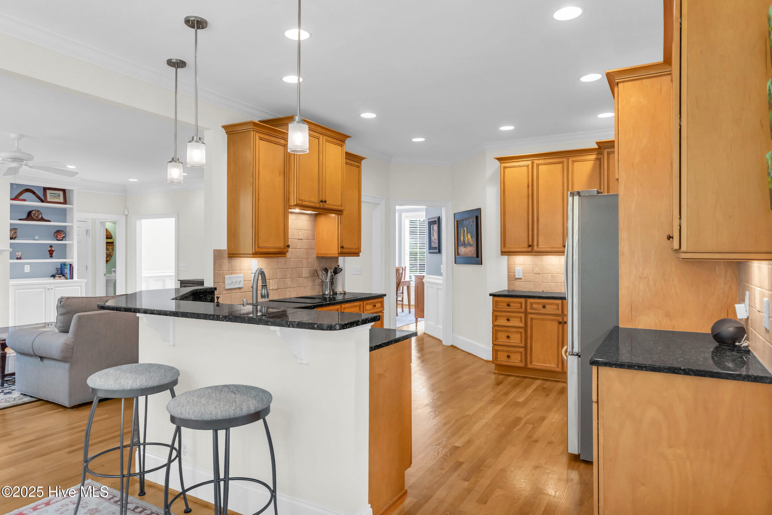 1514 Grandiflora Drive Property Photo 12