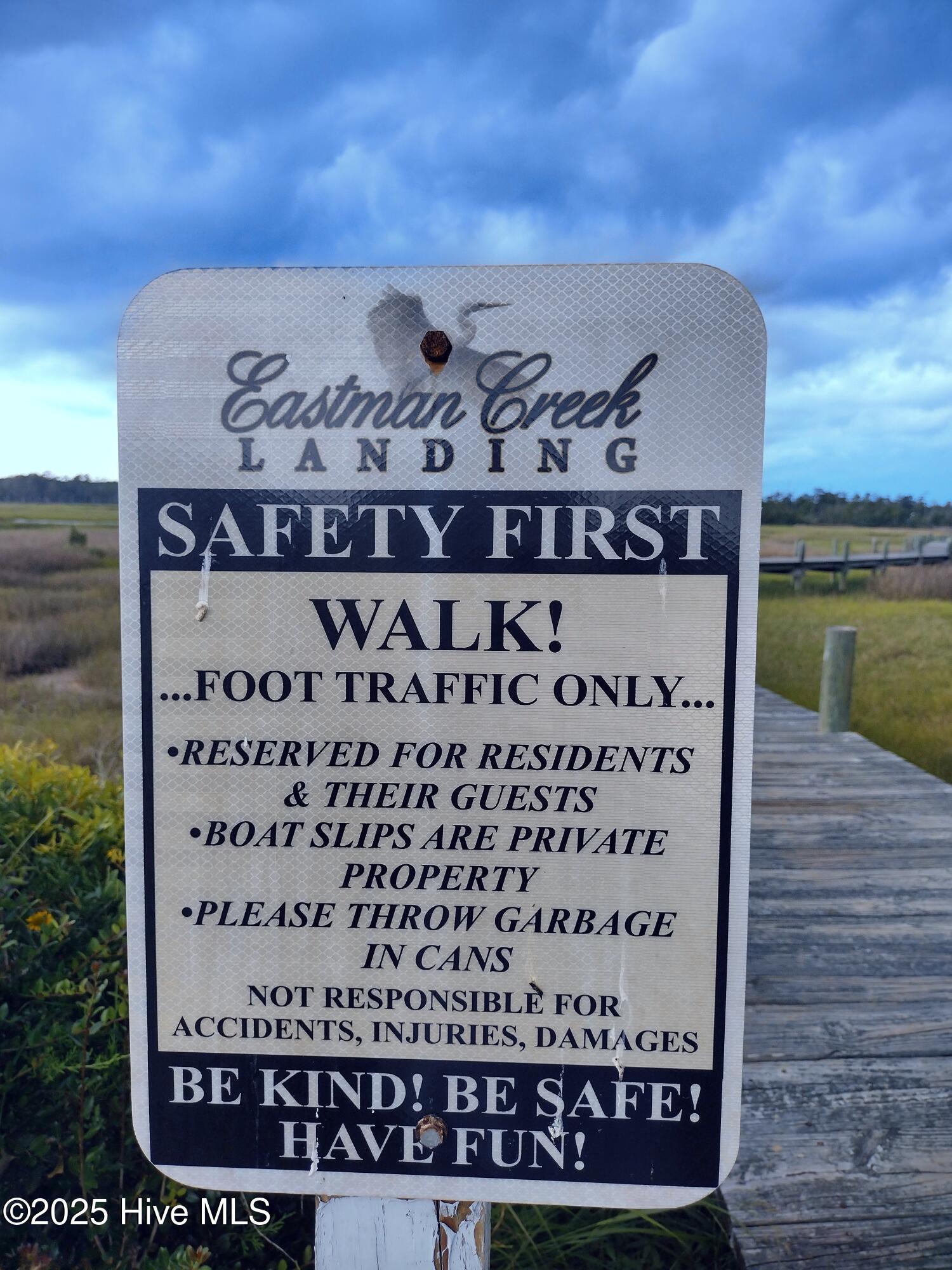 510 Shipmast Court Property Photo 3