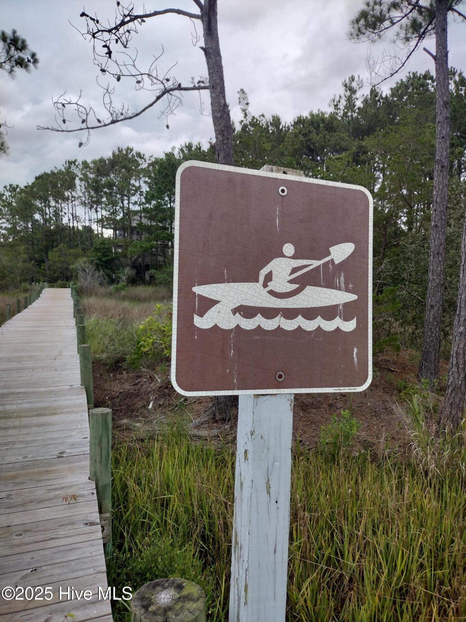 510 Shipmast Court Property Photo 5