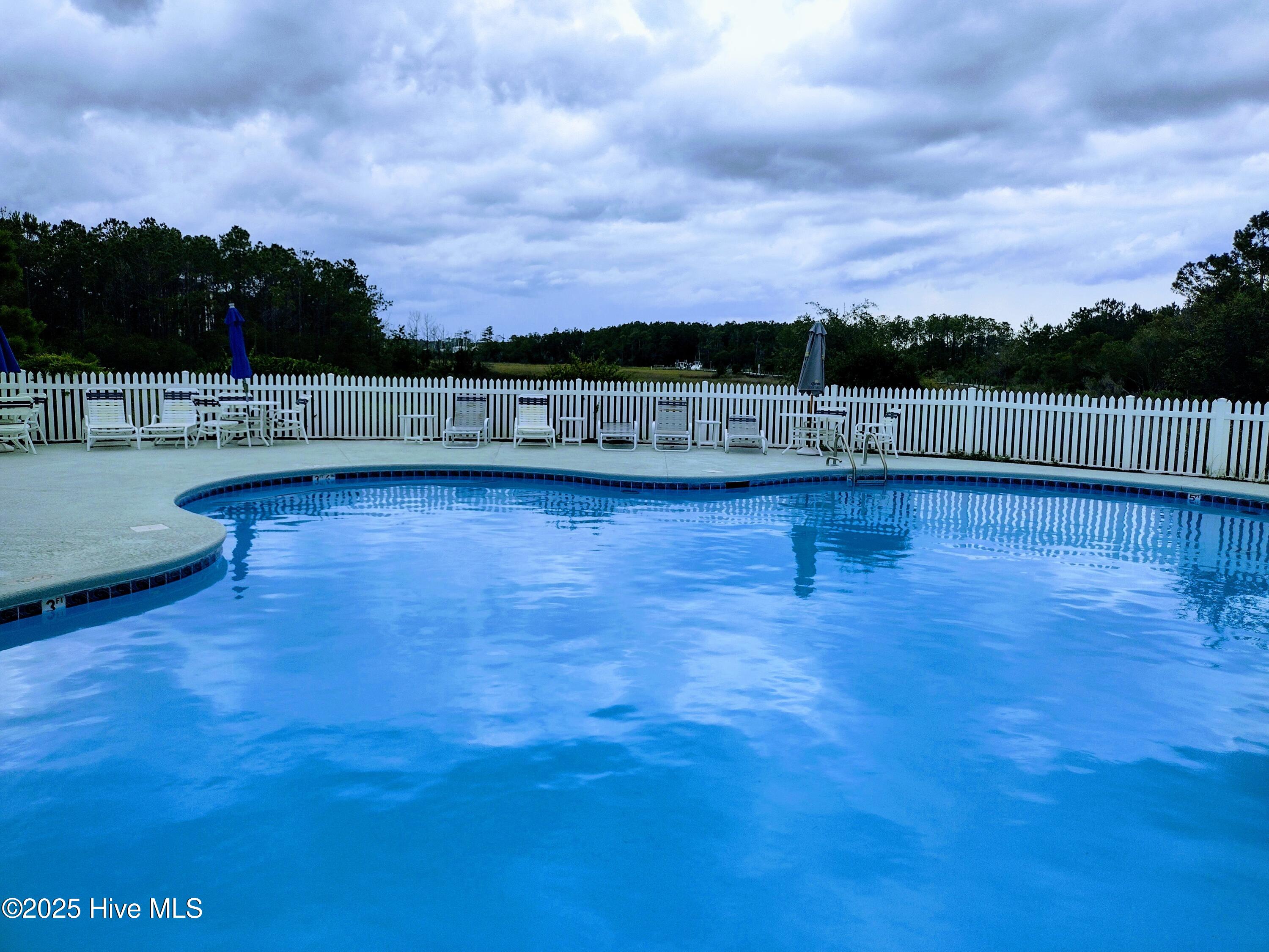 510 Shipmast Court Property Photo 6