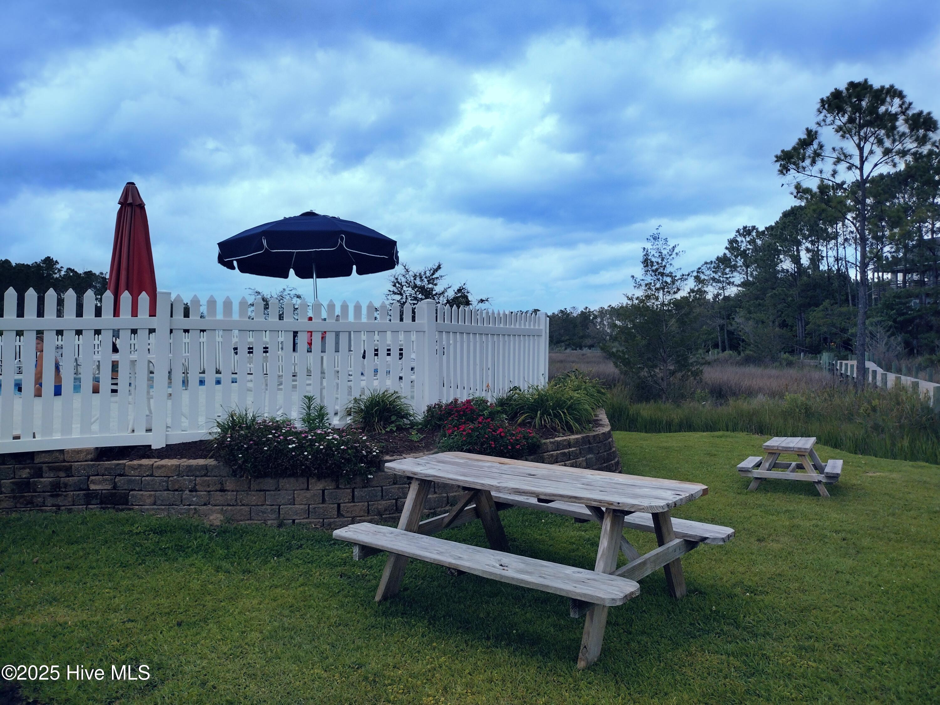 510 Shipmast Court Property Photo 10