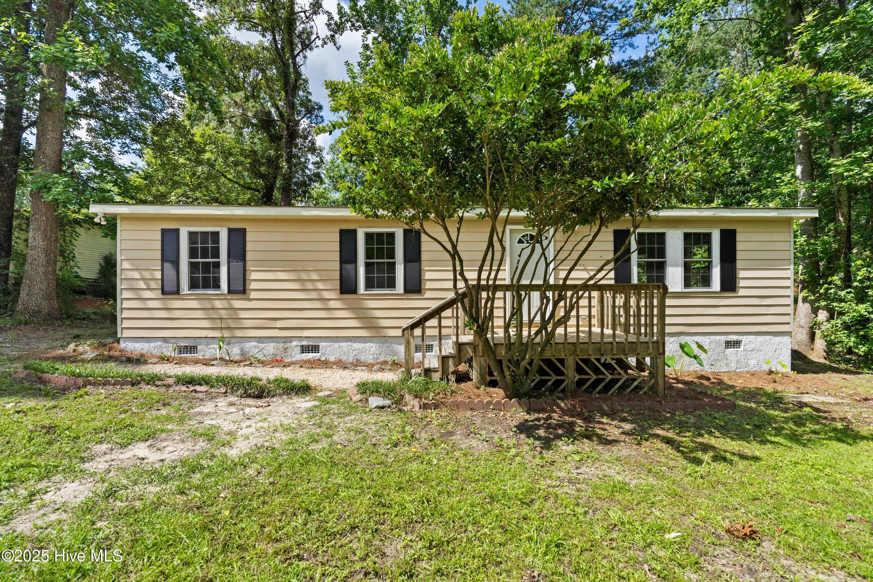 666 Bay Harbor Drive Property Photo 1