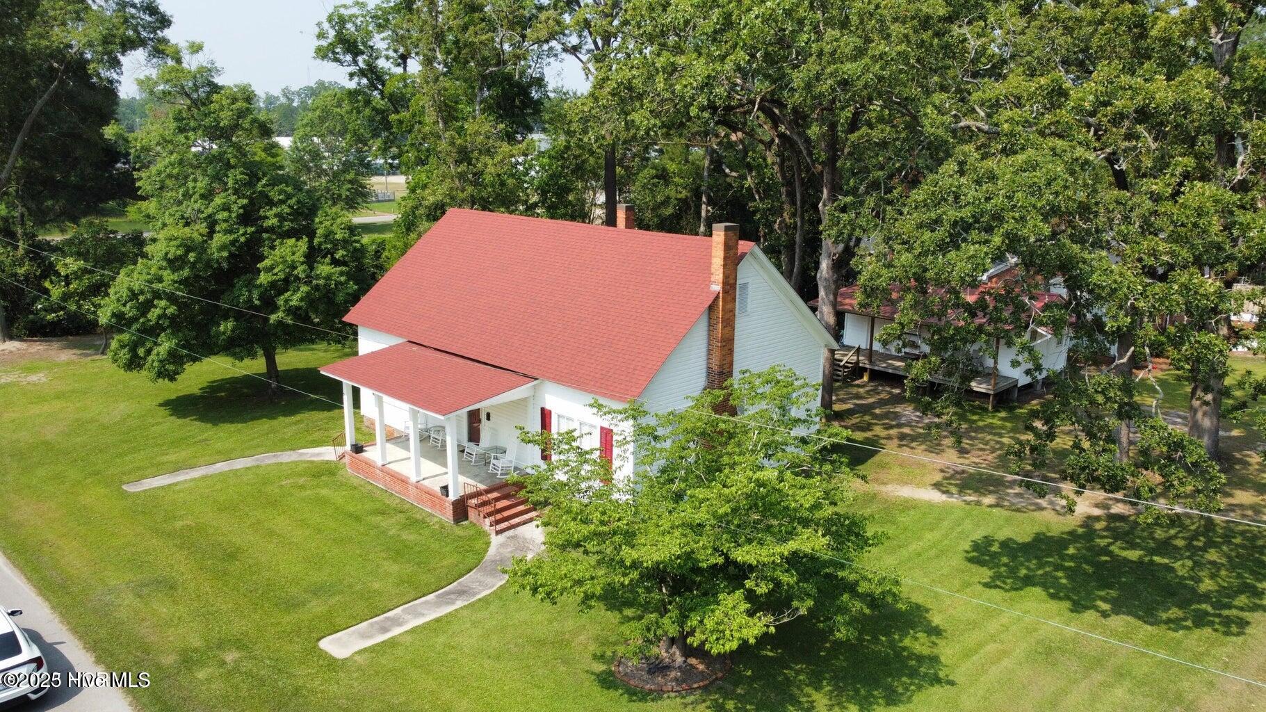 217 N Howard Street Property Photo 1