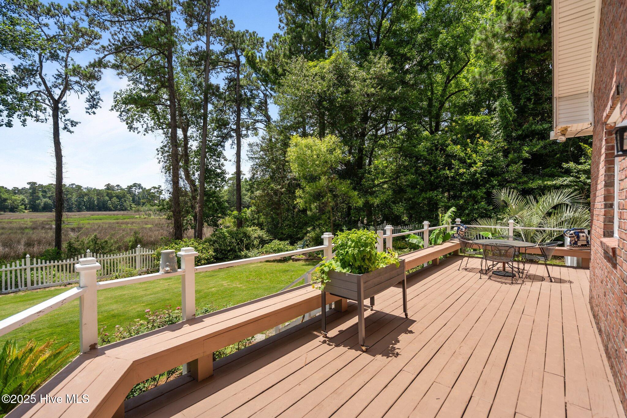 6122 Timber Creek Lane Property Photo 6