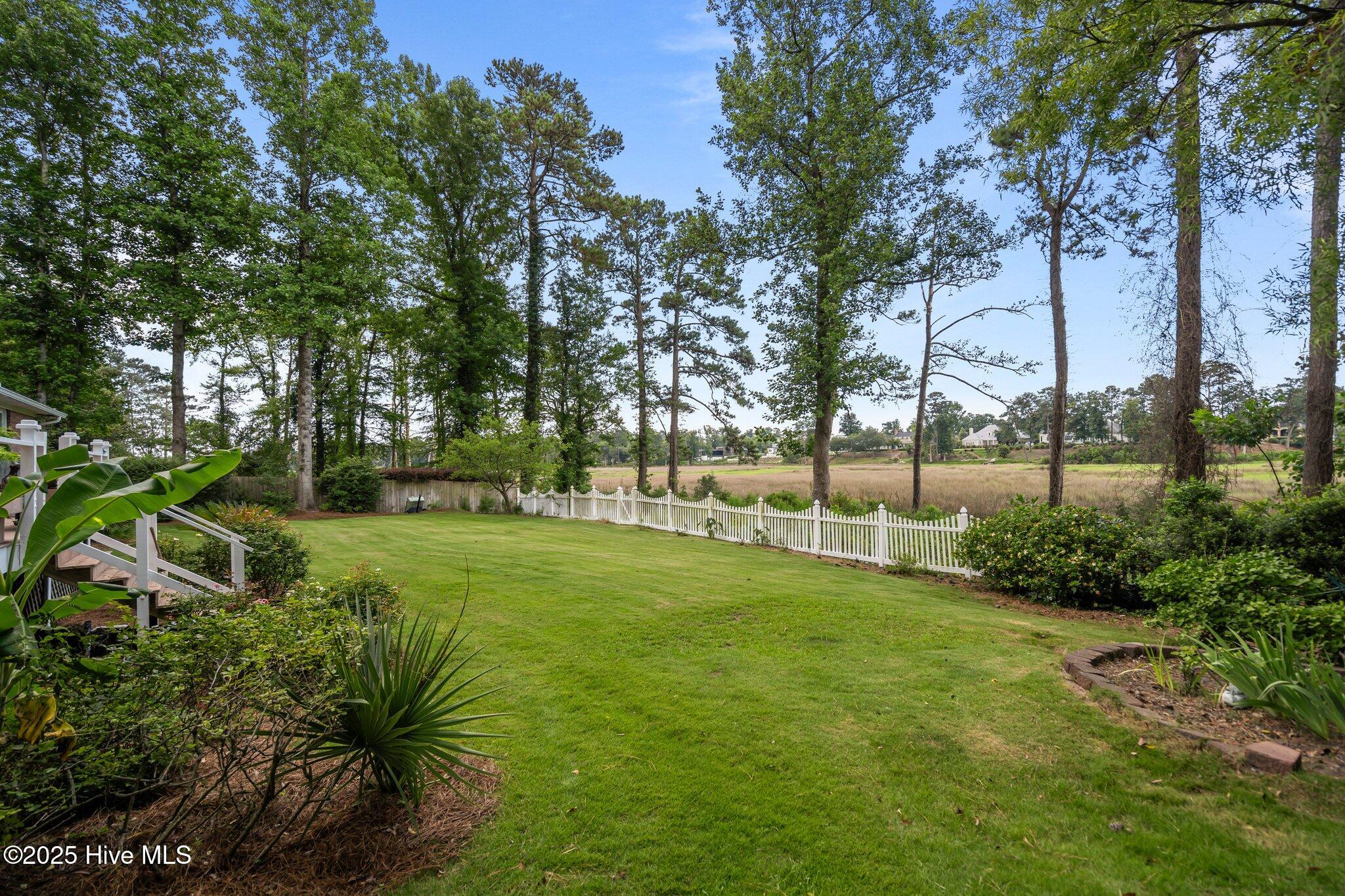 6122 Timber Creek Lane Property Photo 7
