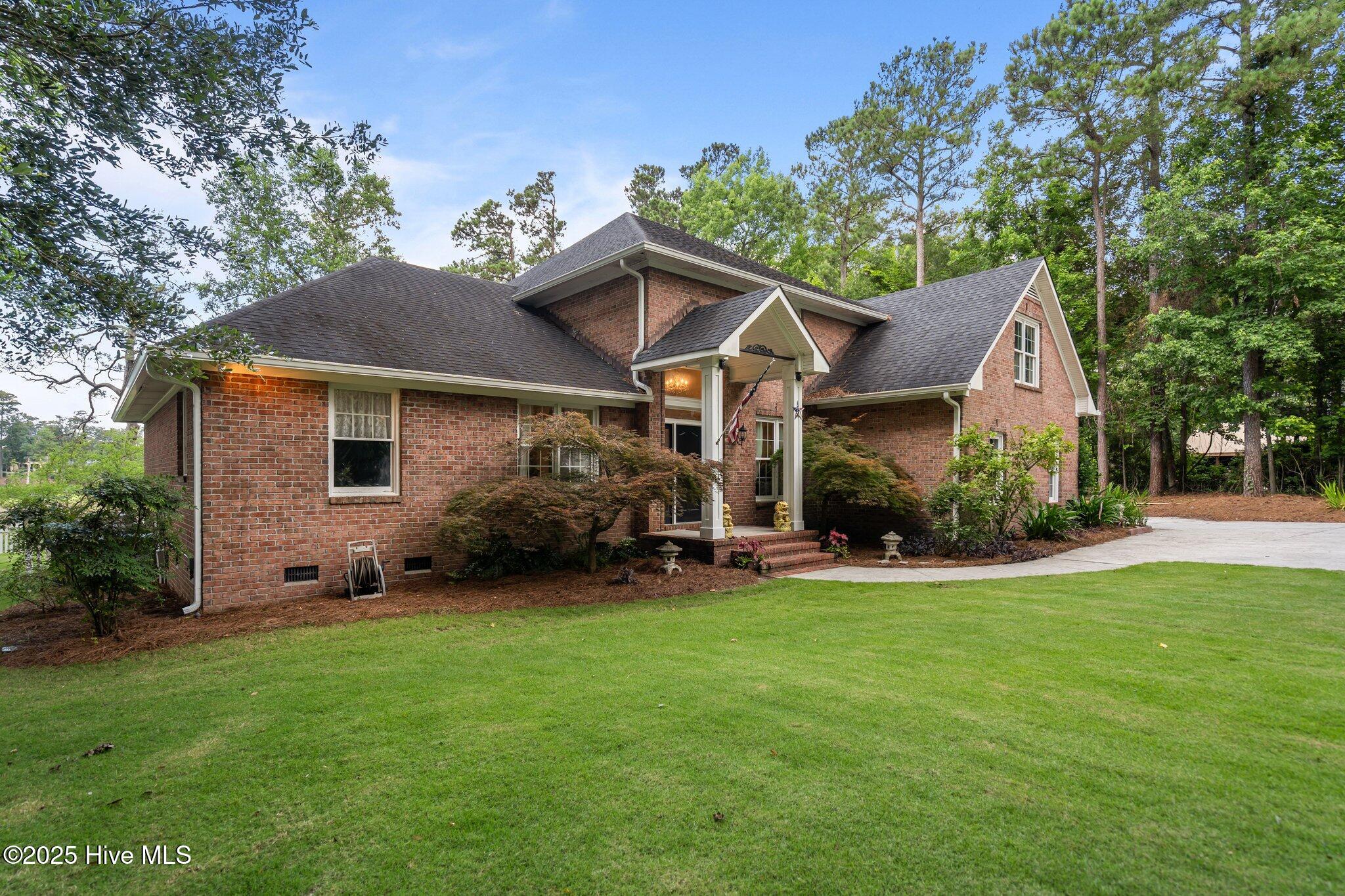 6122 Timber Creek Lane Property Photo 8