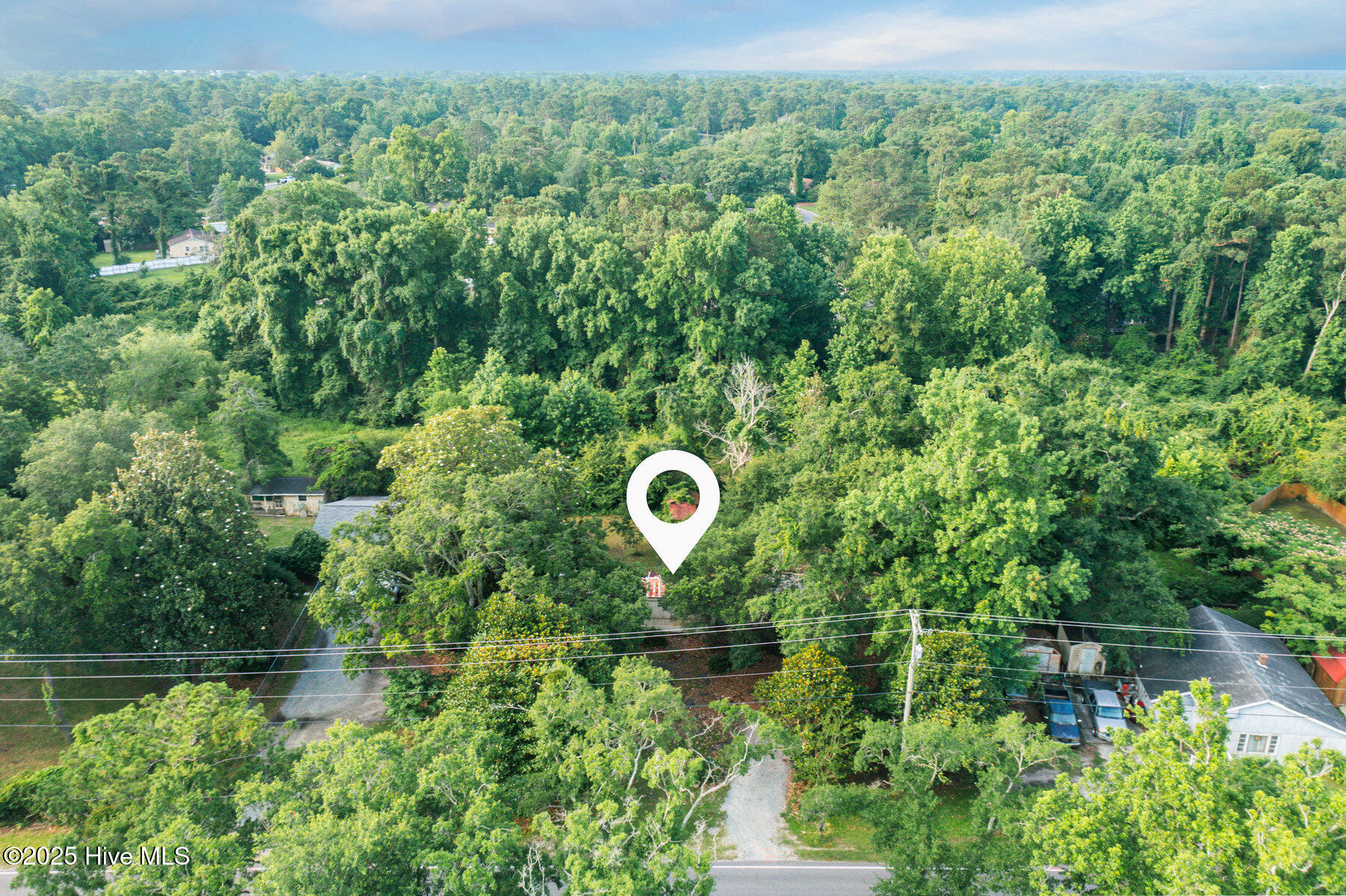 628 Middle Sound Loop Road Property Photo 2