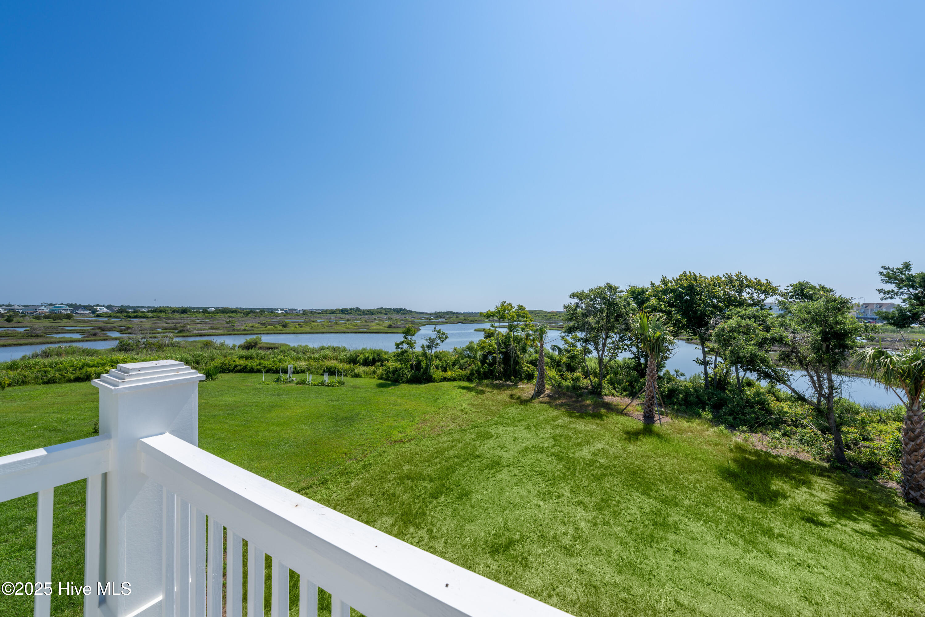 53 Sailview Drive Property Photo 11