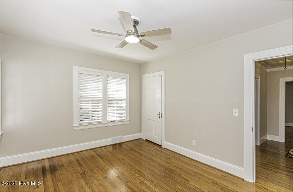 404 E Washington Street Property Photo 39