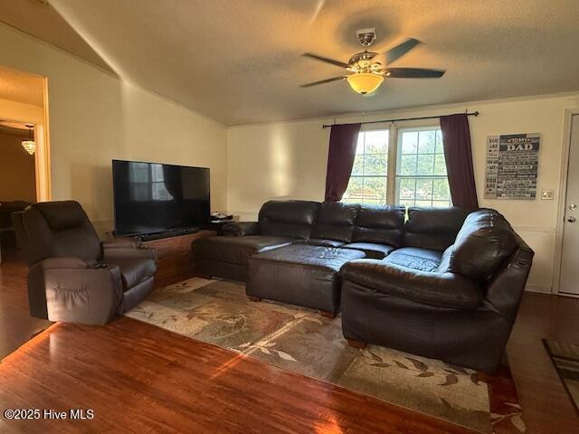 49 Pinehurst Avenue Property Photo 3