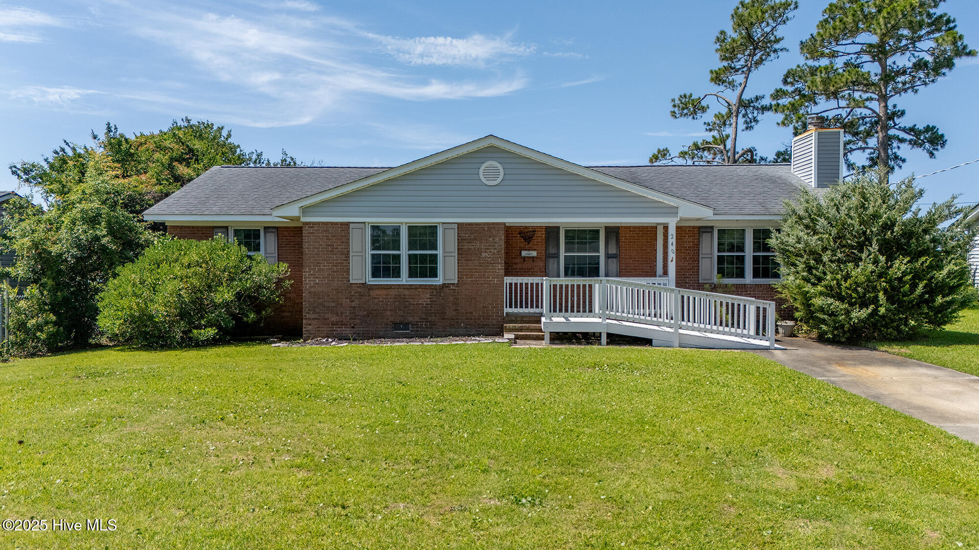 2403 Emeline Place Property Photo 1