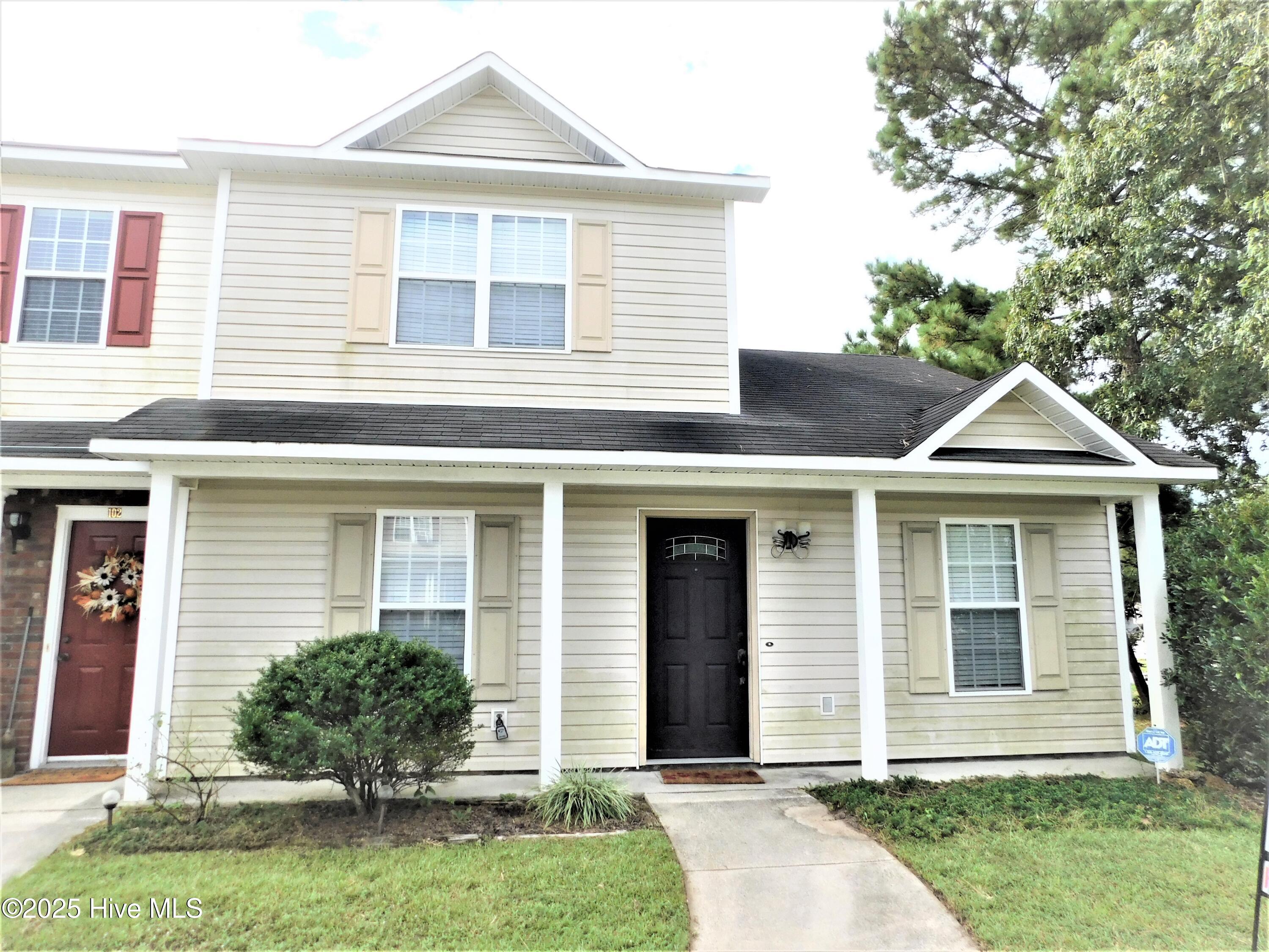 100 Meadowbrook Lane Property Photo 1
