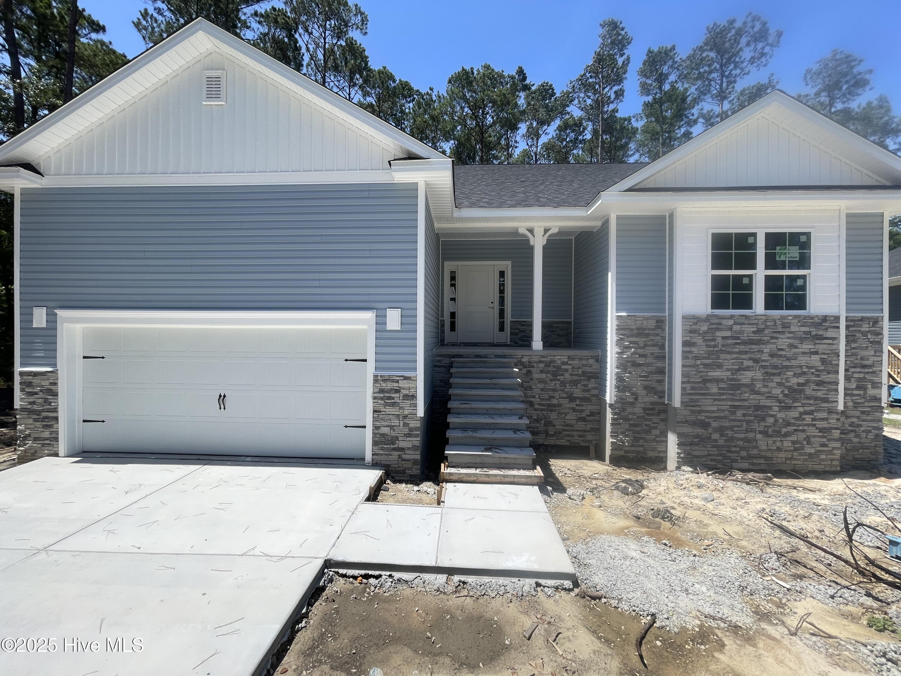 886 Pantego Boulevard Property Photo 1