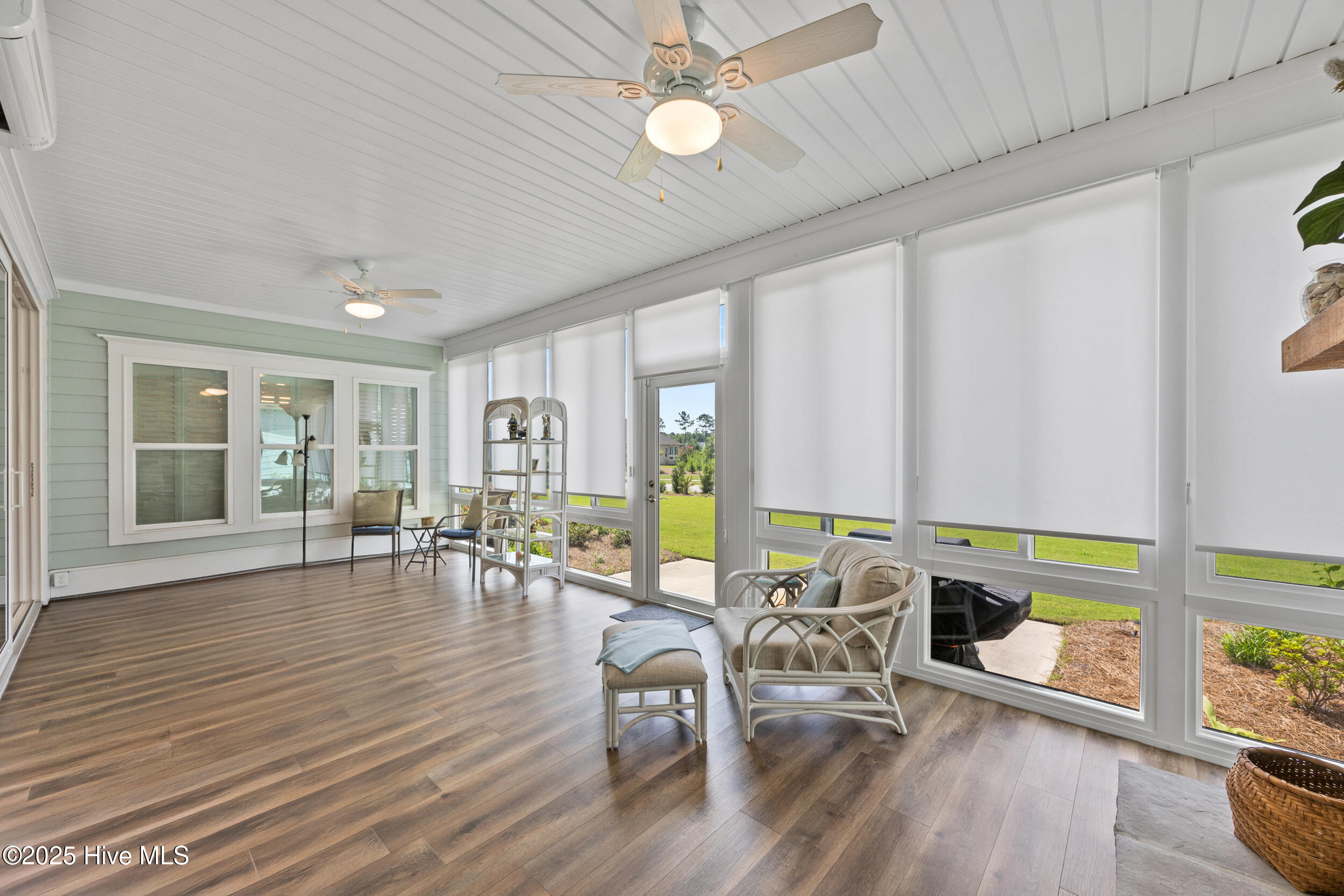 8633 Piney Hollow Court Property Photo 24