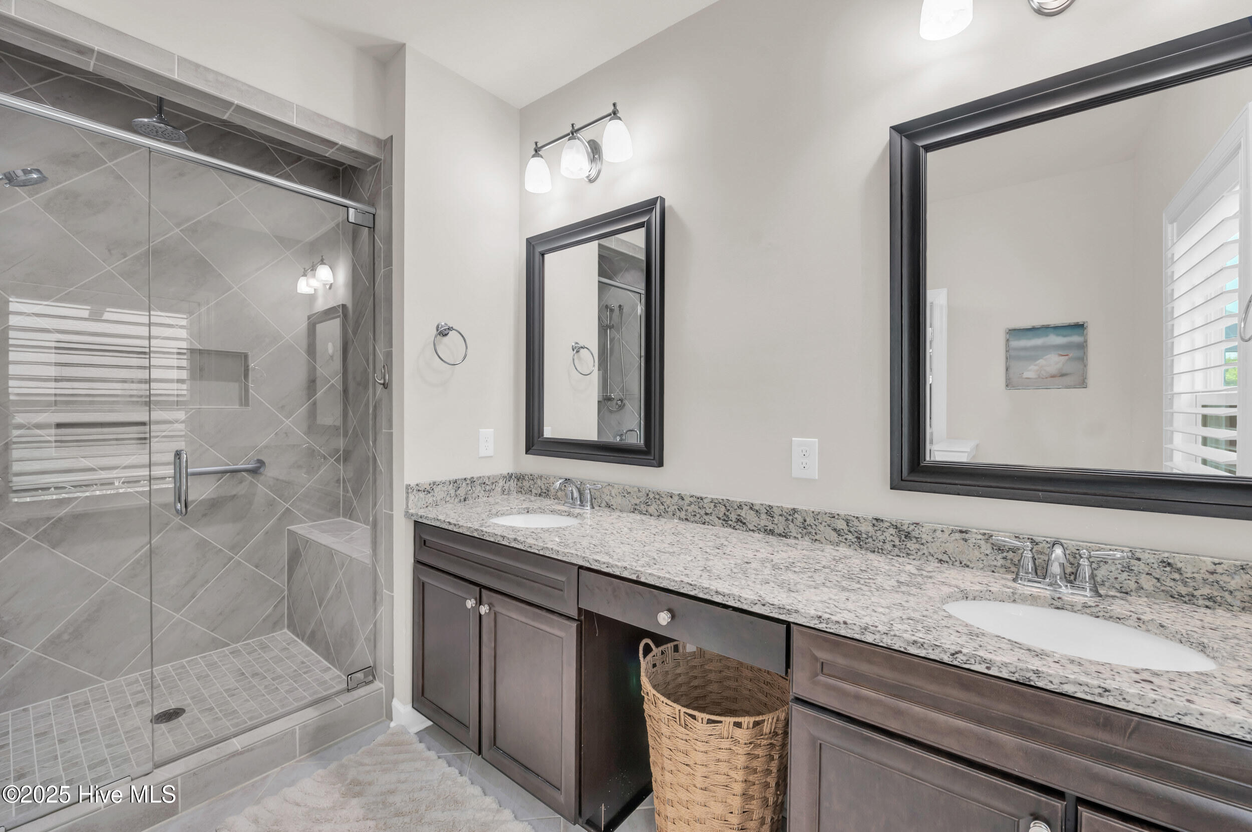 4054 Druids Glen Drive Property Photo 26