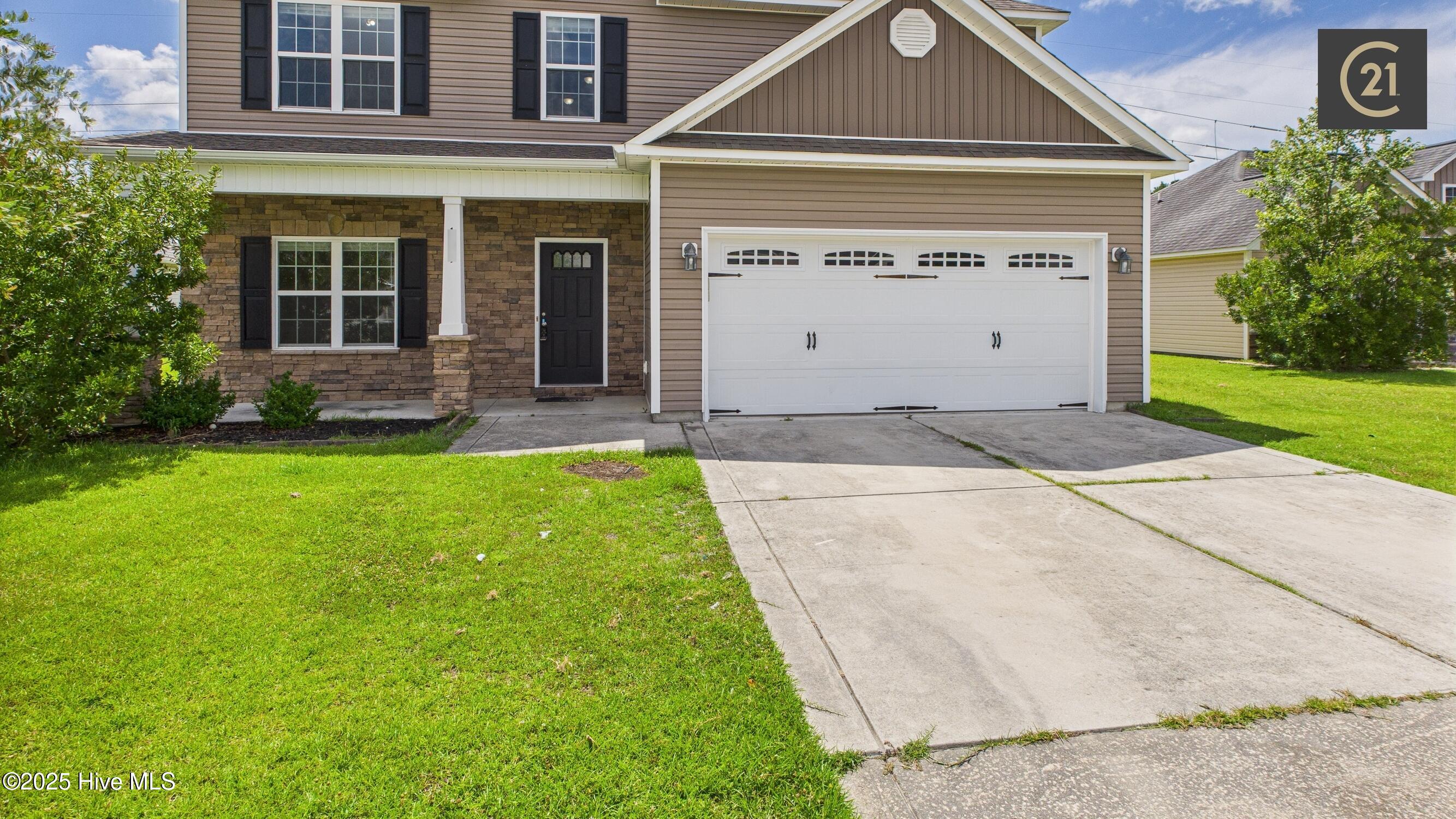131 Cavalier Drive Property Photo 1