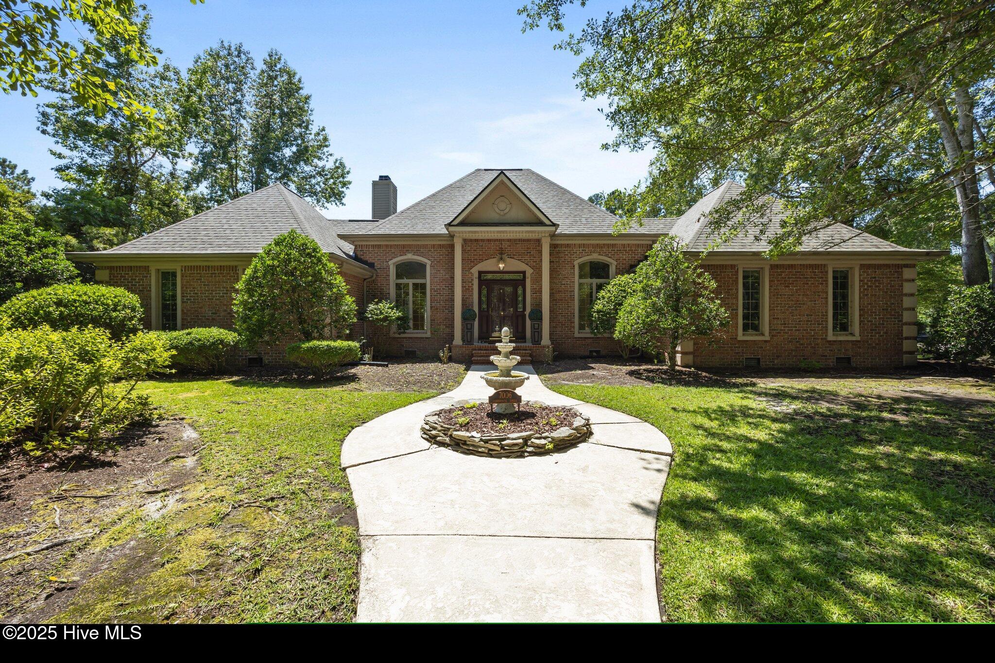 7006 Club House Drive Property Photo 1