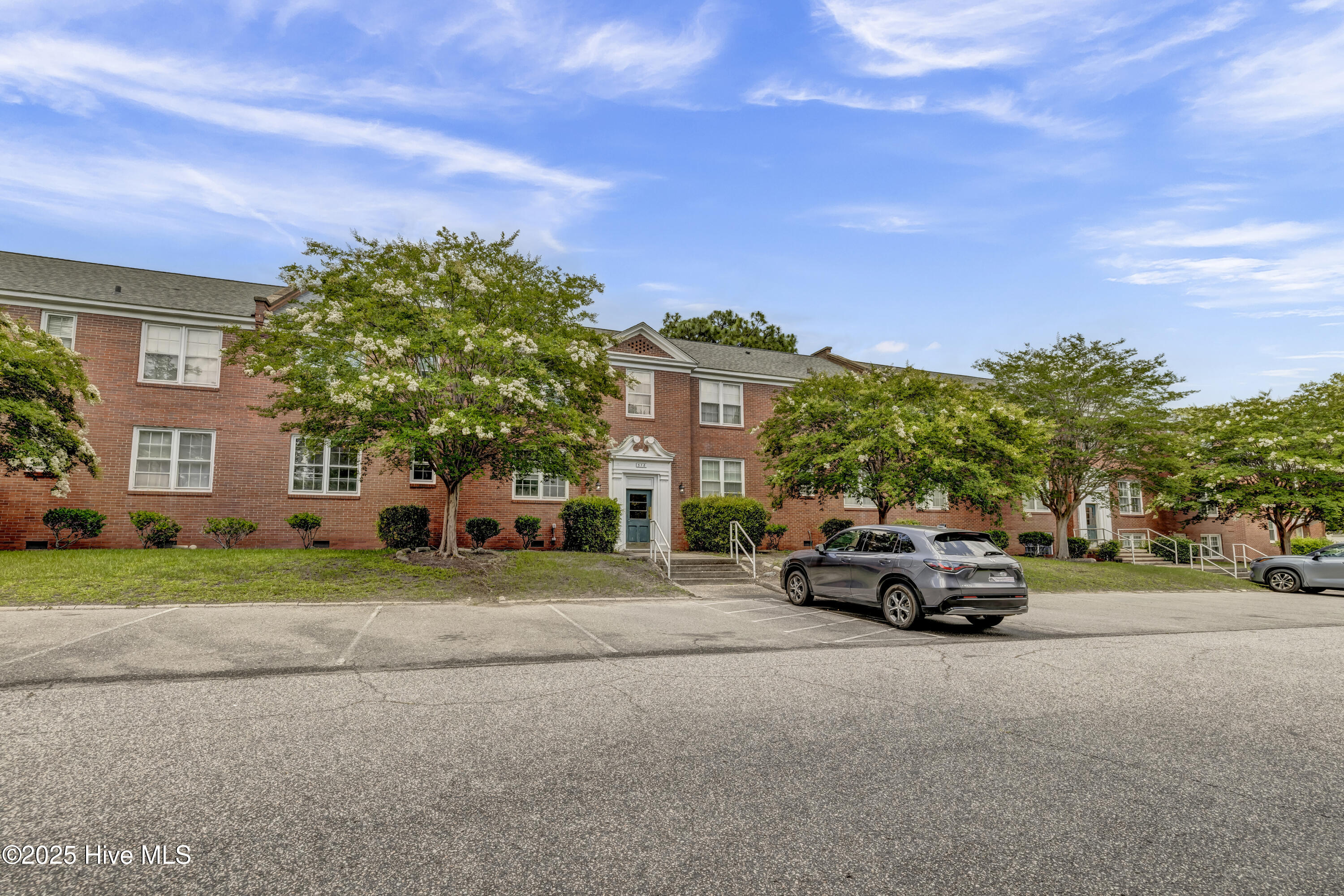 2940 Oleander Drive F5 Property Image