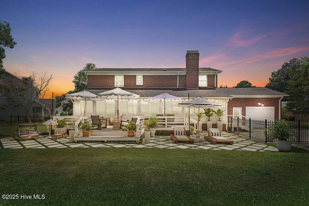 311 Lennox Place