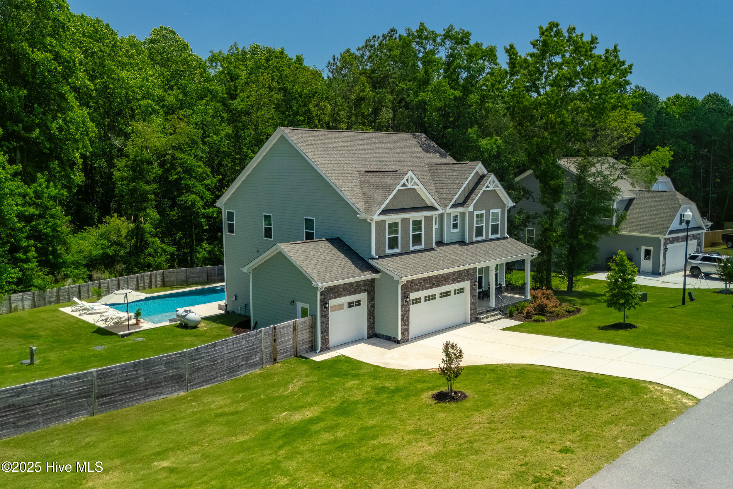8341 Running Fern Way