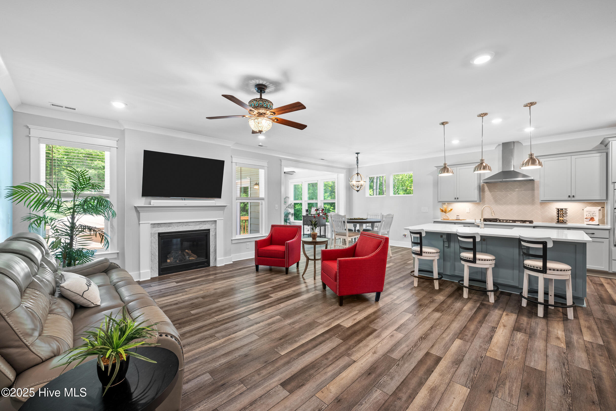 8341 Running Fern Way Property Photo 12