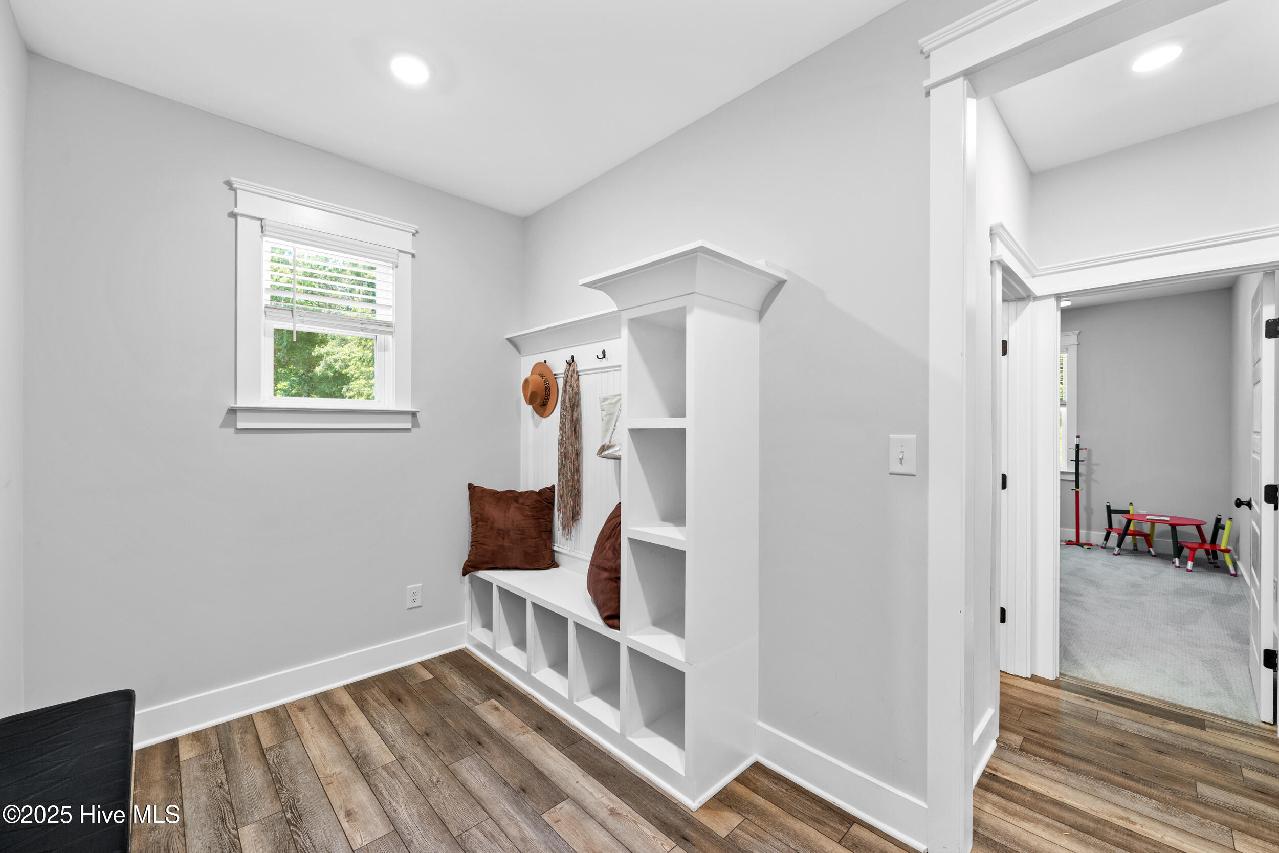 8341 Running Fern Way Property Photo 27