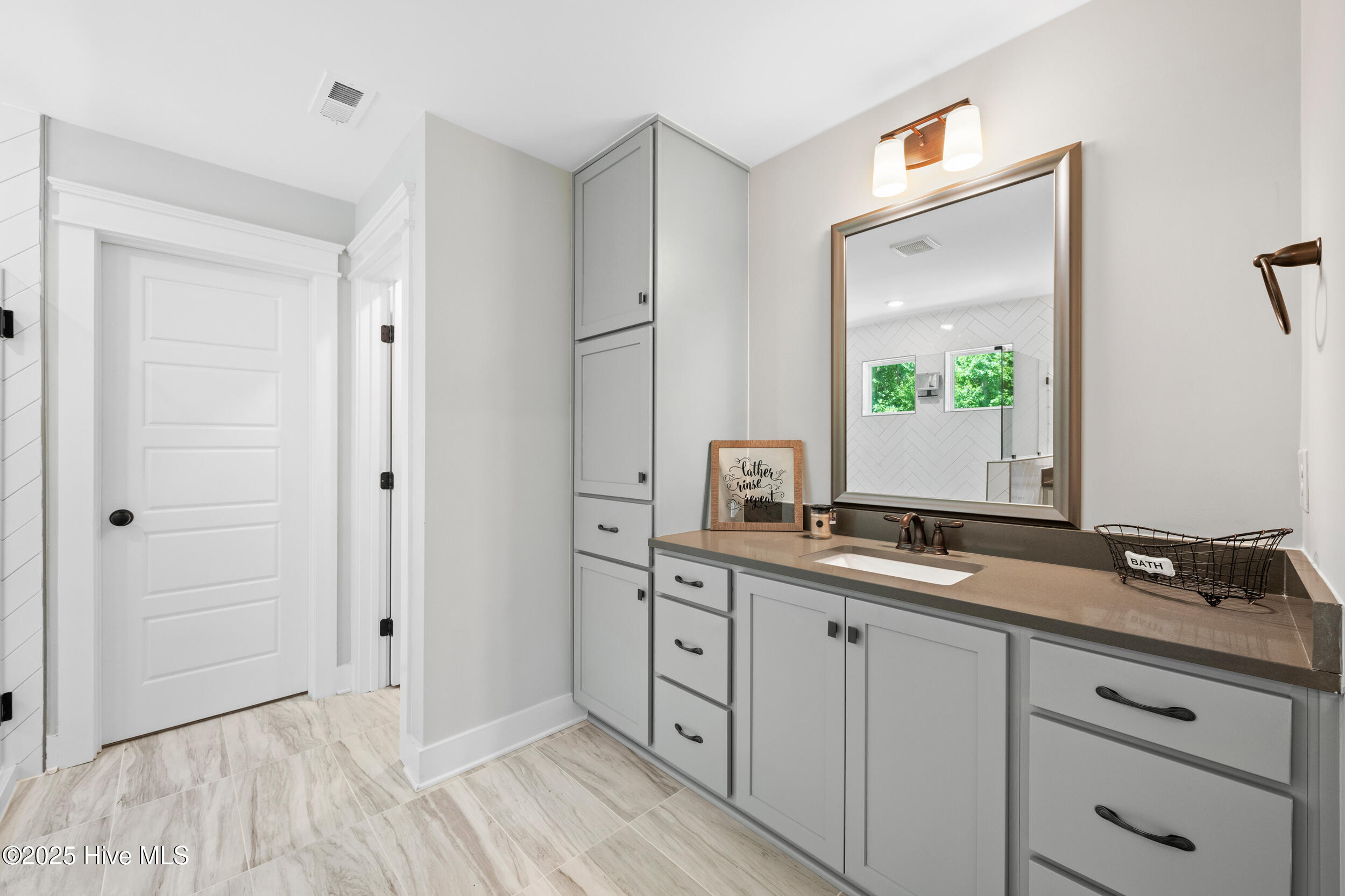 8341 Running Fern Way Property Photo 36