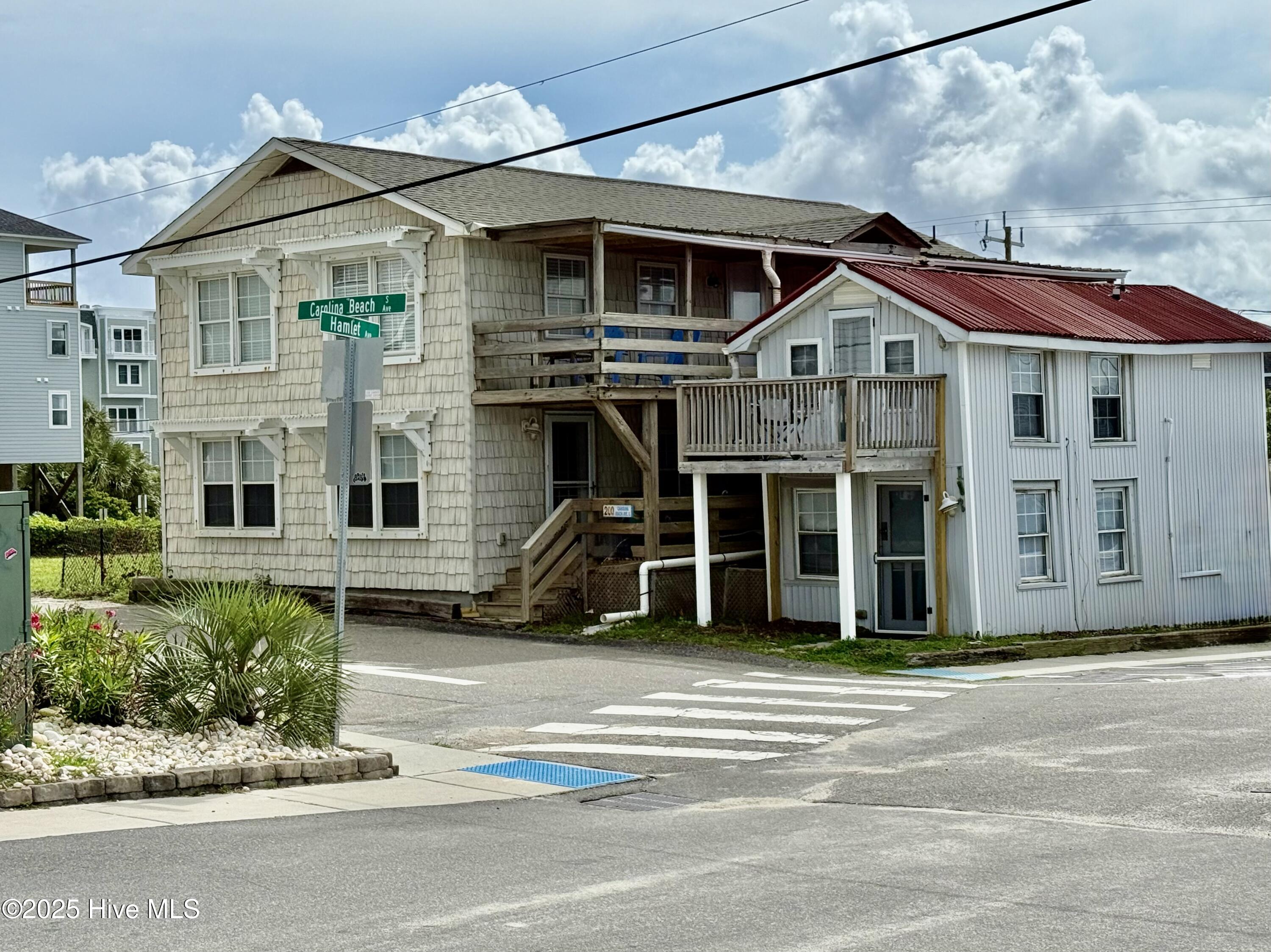 200 Carolina Beach Avenue Property Photo 1