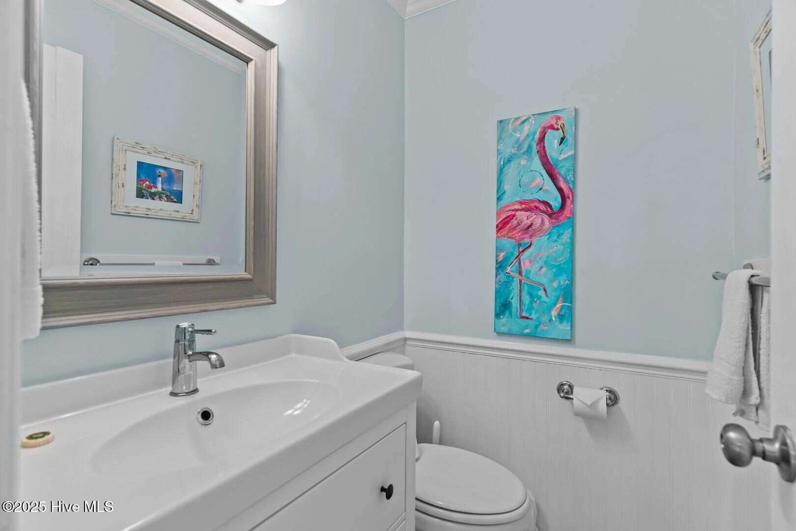 3222 E Beach Drive Property Photo 19