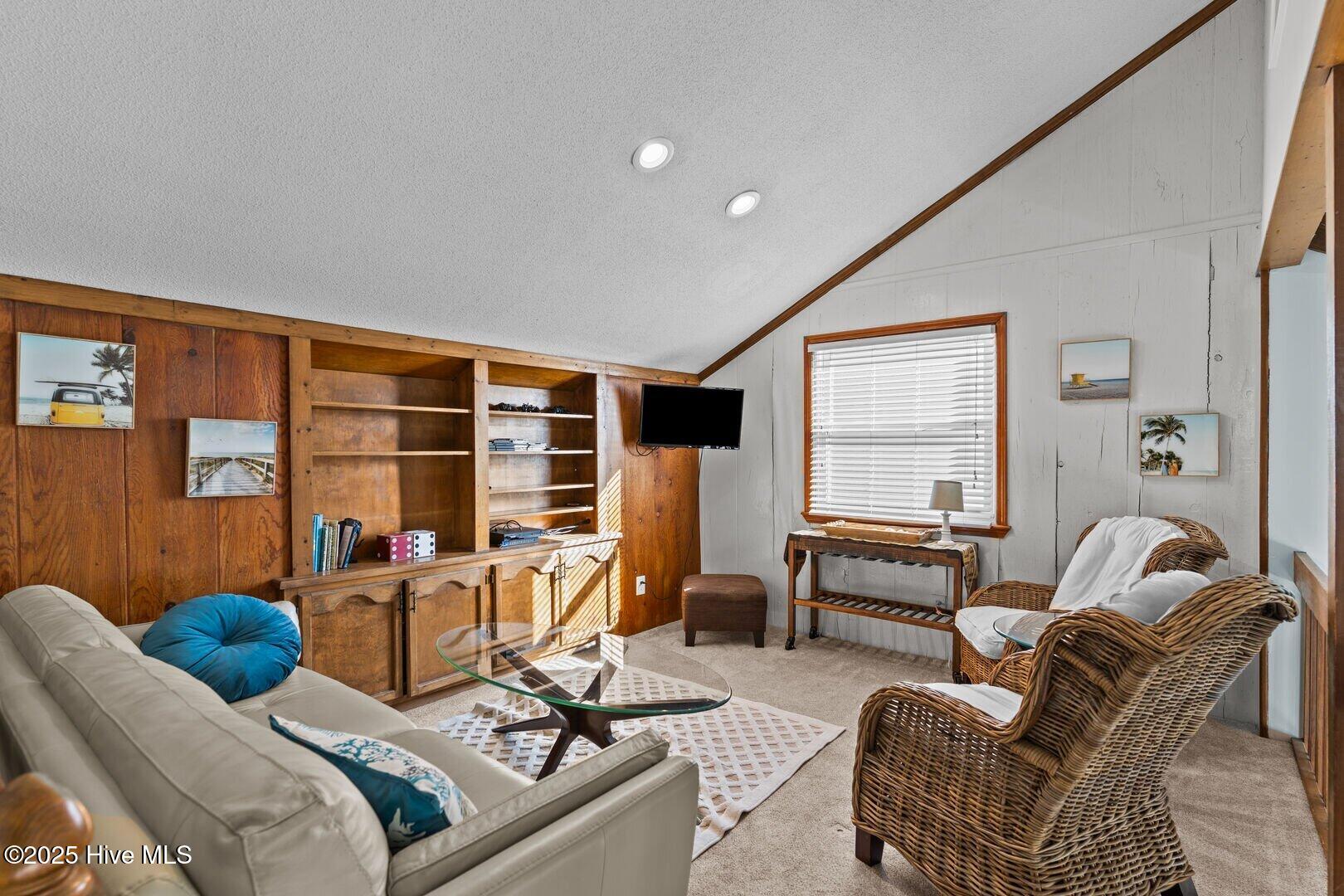 3222 E Beach Drive Property Photo 31