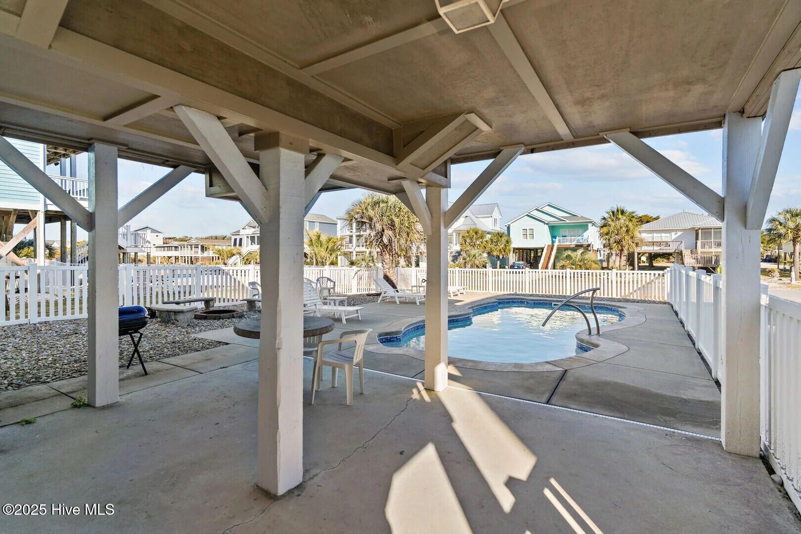 3222 E Beach Drive Property Photo 37