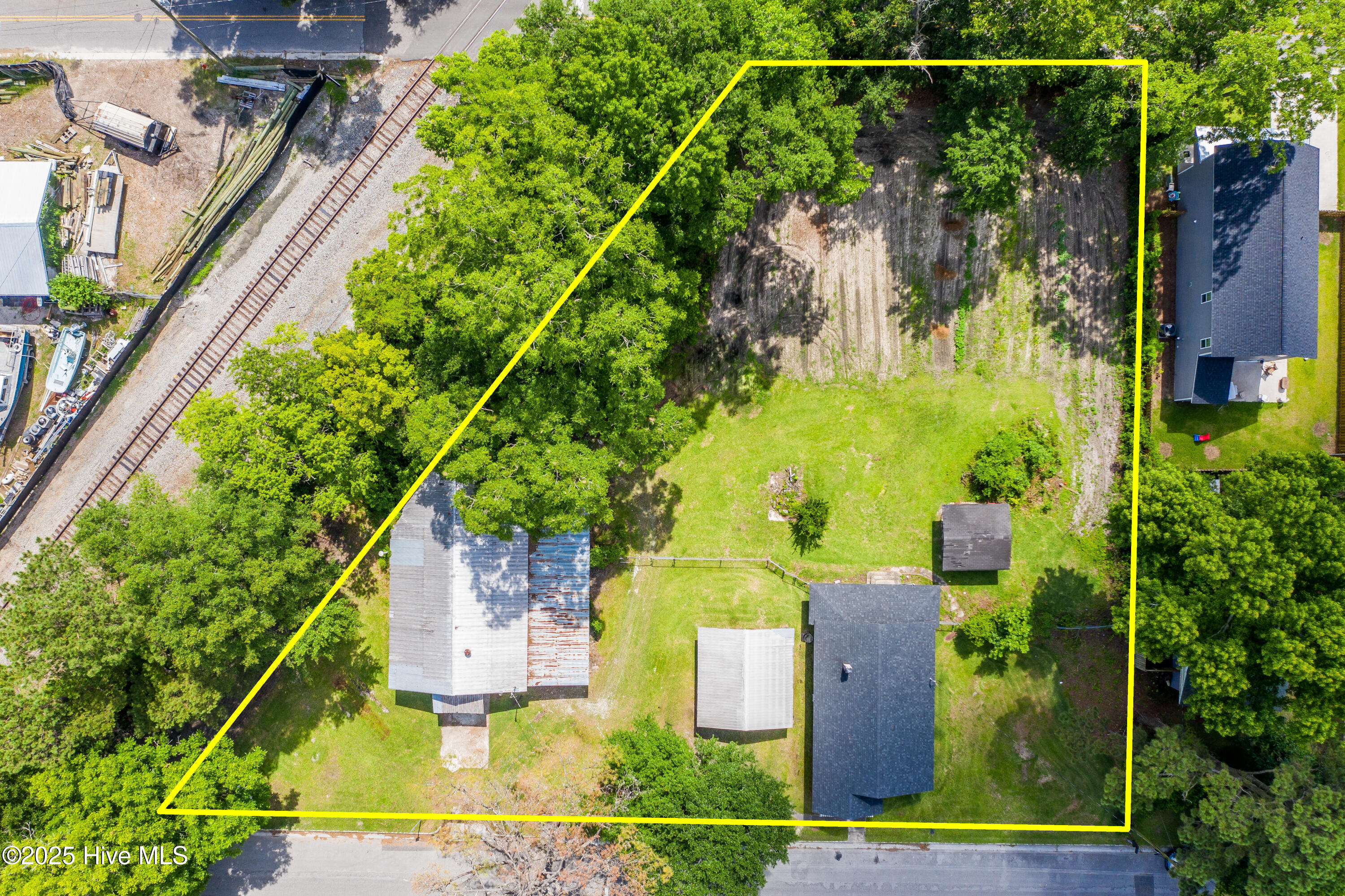 222 Evans Street Property Photo 1