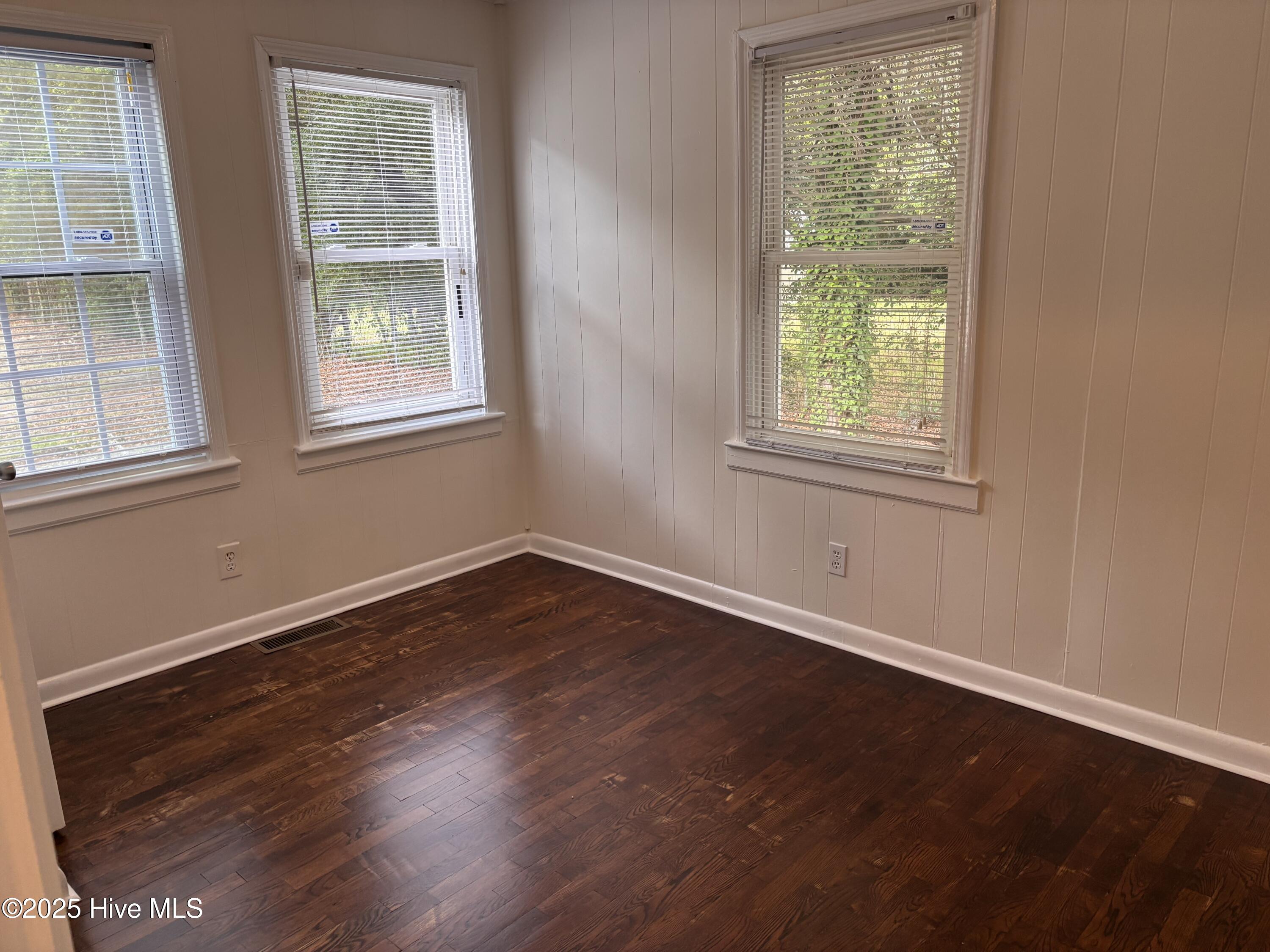 226 Calhoun Drive Property Photo 9