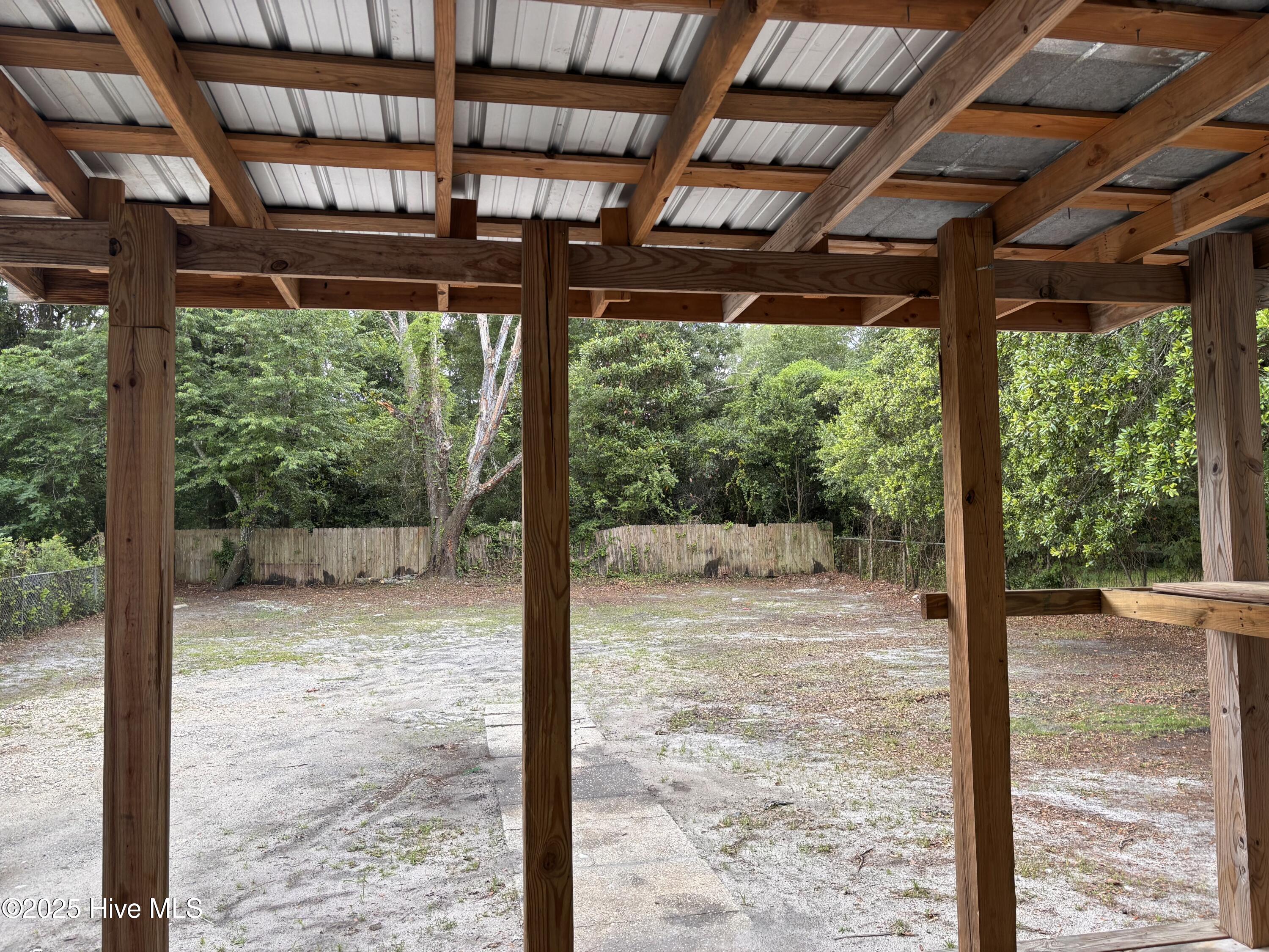226 Calhoun Drive Property Photo 11